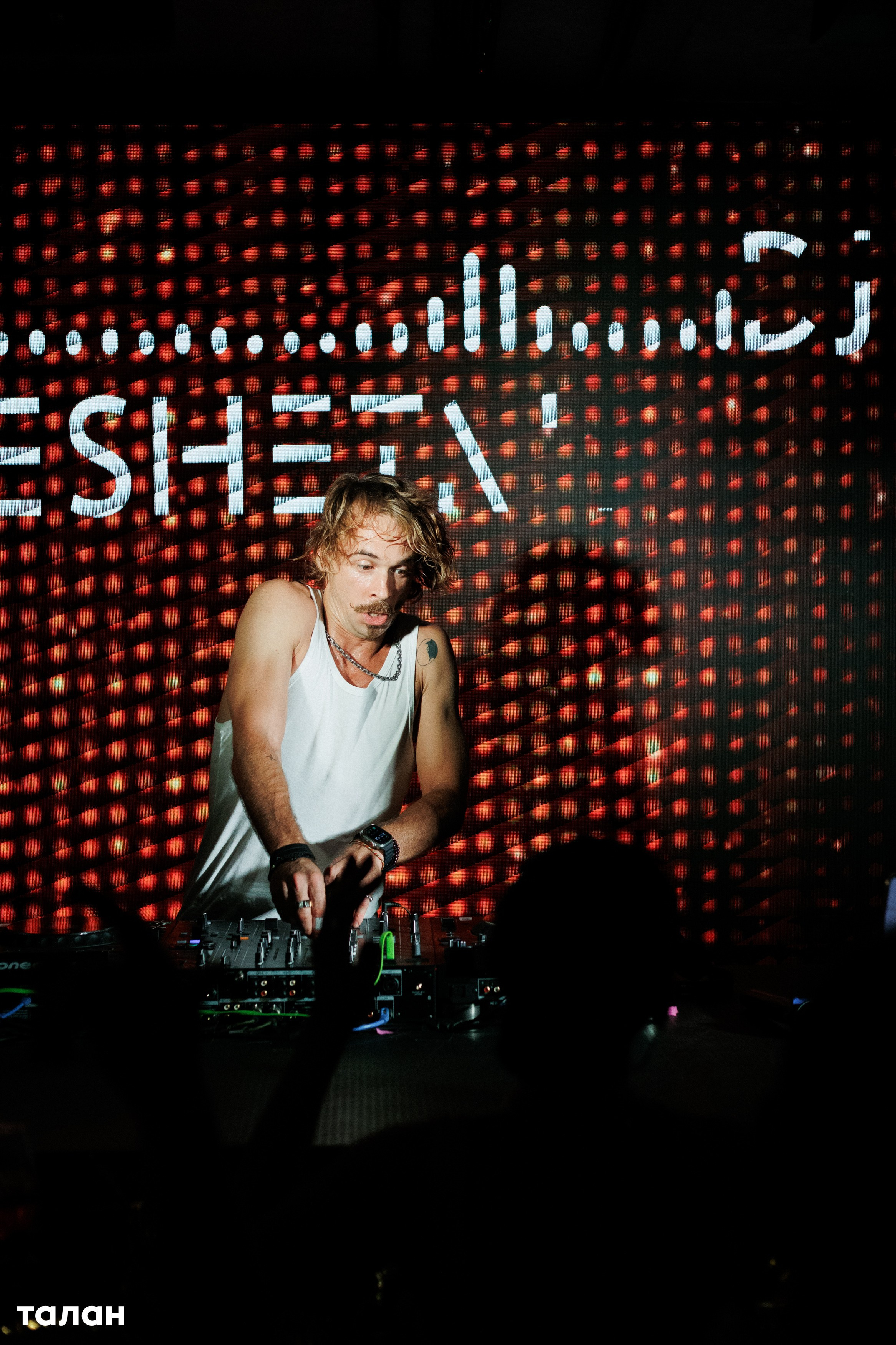 ВИНОТЕКА [бар+магаз] — BIRTHDAY PARTY. СВОИ. ФОТООТЧЕТЫ-СОБЫТИЯ-МЕСТА