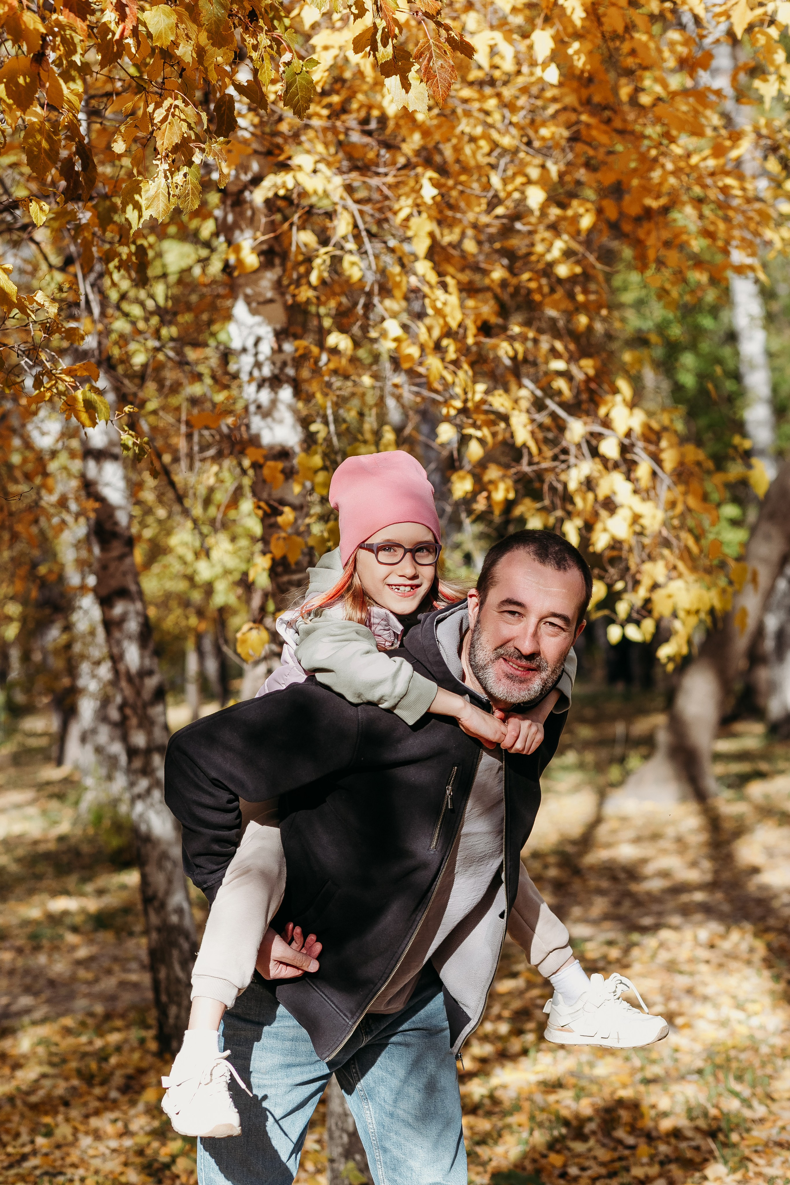 В берёзовой роще. Фотограф в  г. Новосибирск