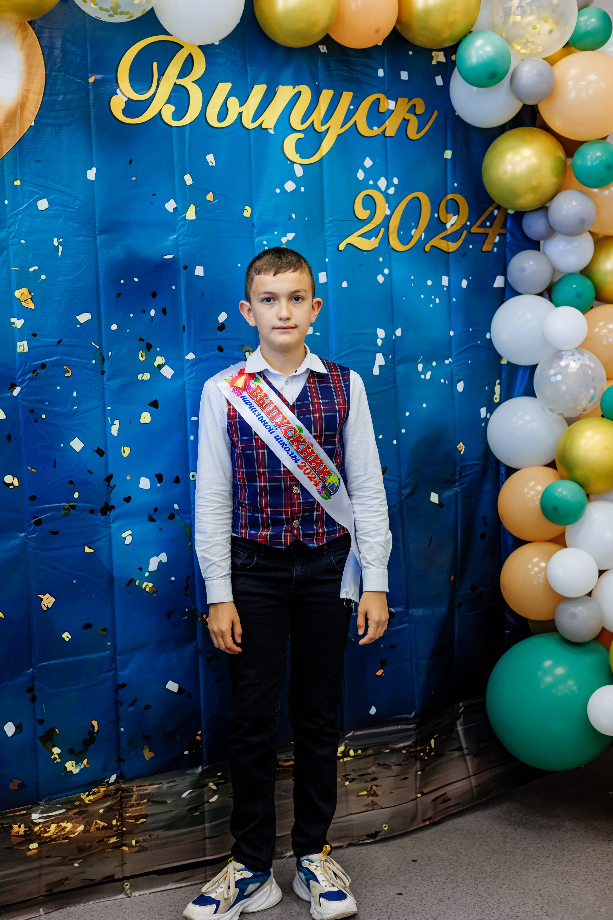 Выпуск 4а 25школа'24 год. Свадебный и семейный фотограф в Армавире