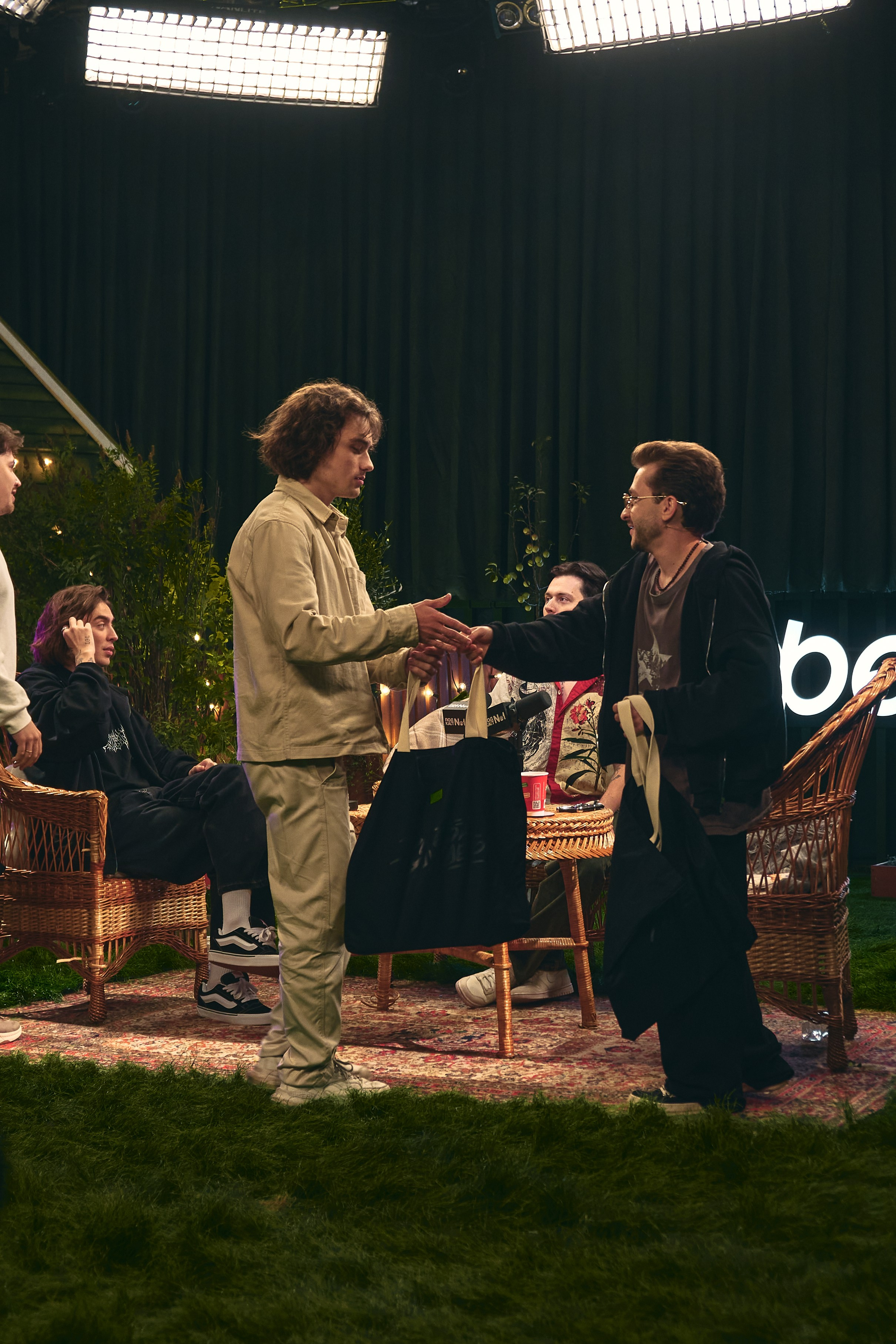 Бэстейдж «Летний подкаст № 1». Главная