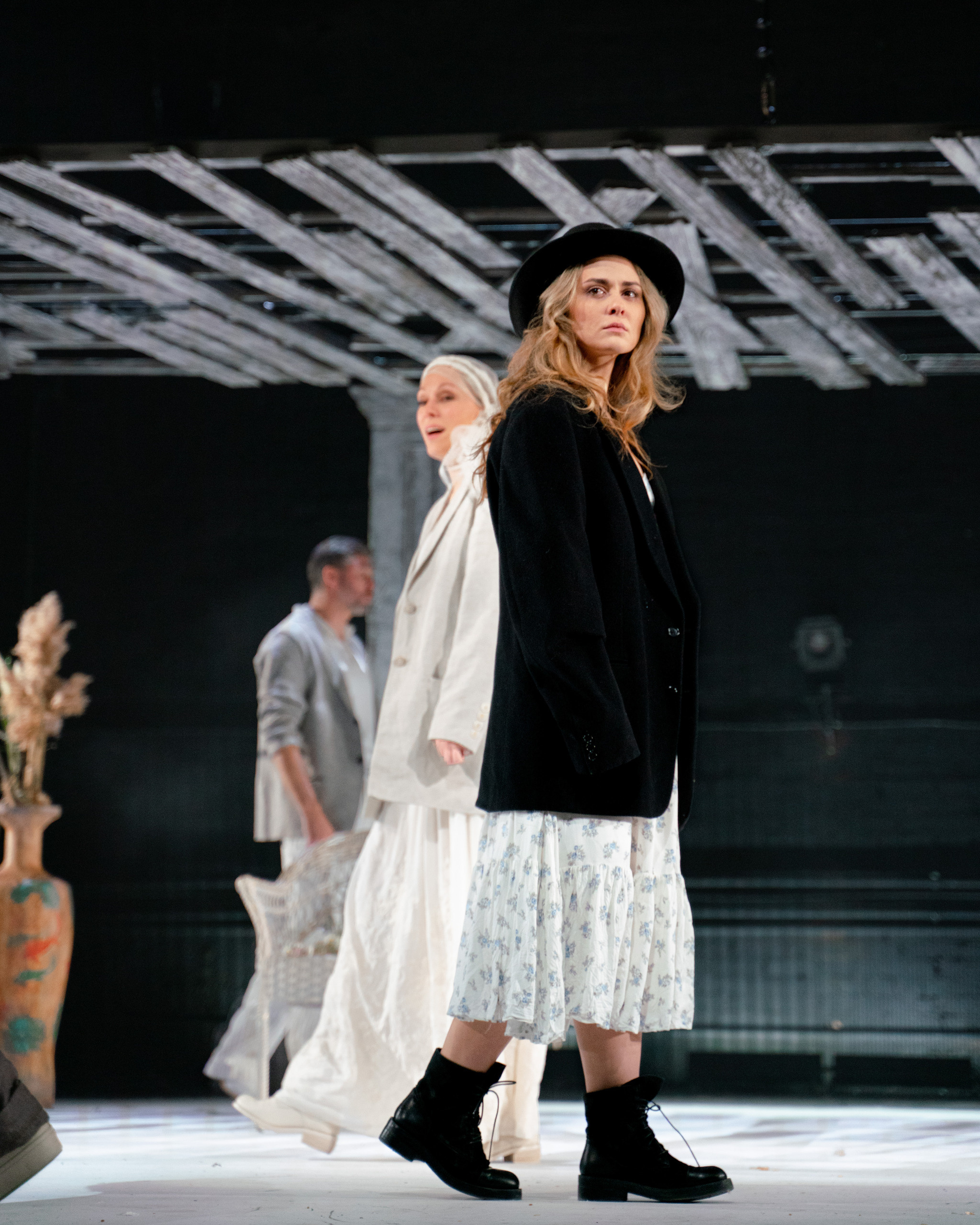 Месяц в деревне | Спектакль Павла Сафонова в Театре Луны. Фотограф репортаж портреты