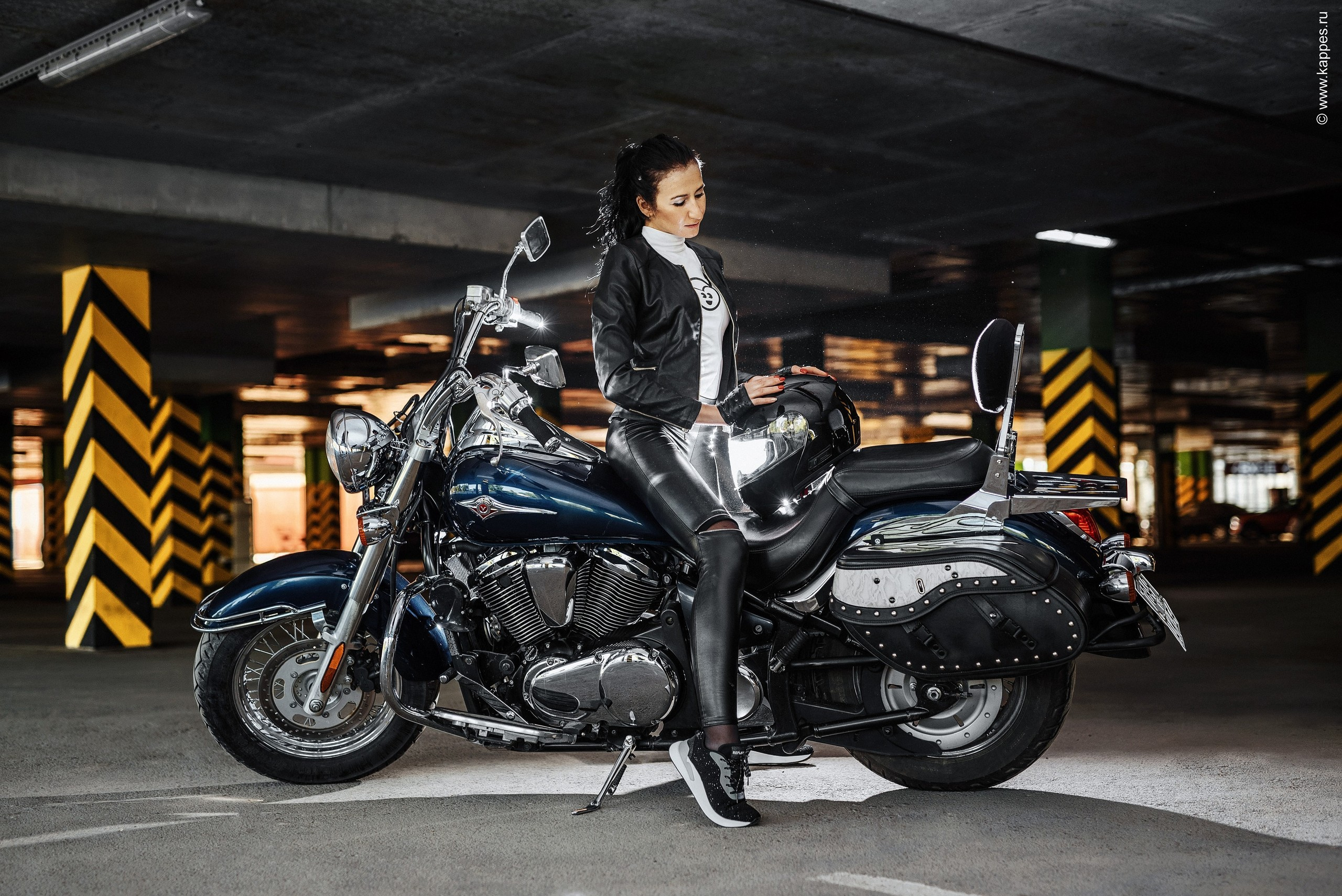 Фото на мотоцикле байк фотограф мото Барнаул. Фотограф Опыт Качество Скорость Горный Алтай Барнаул