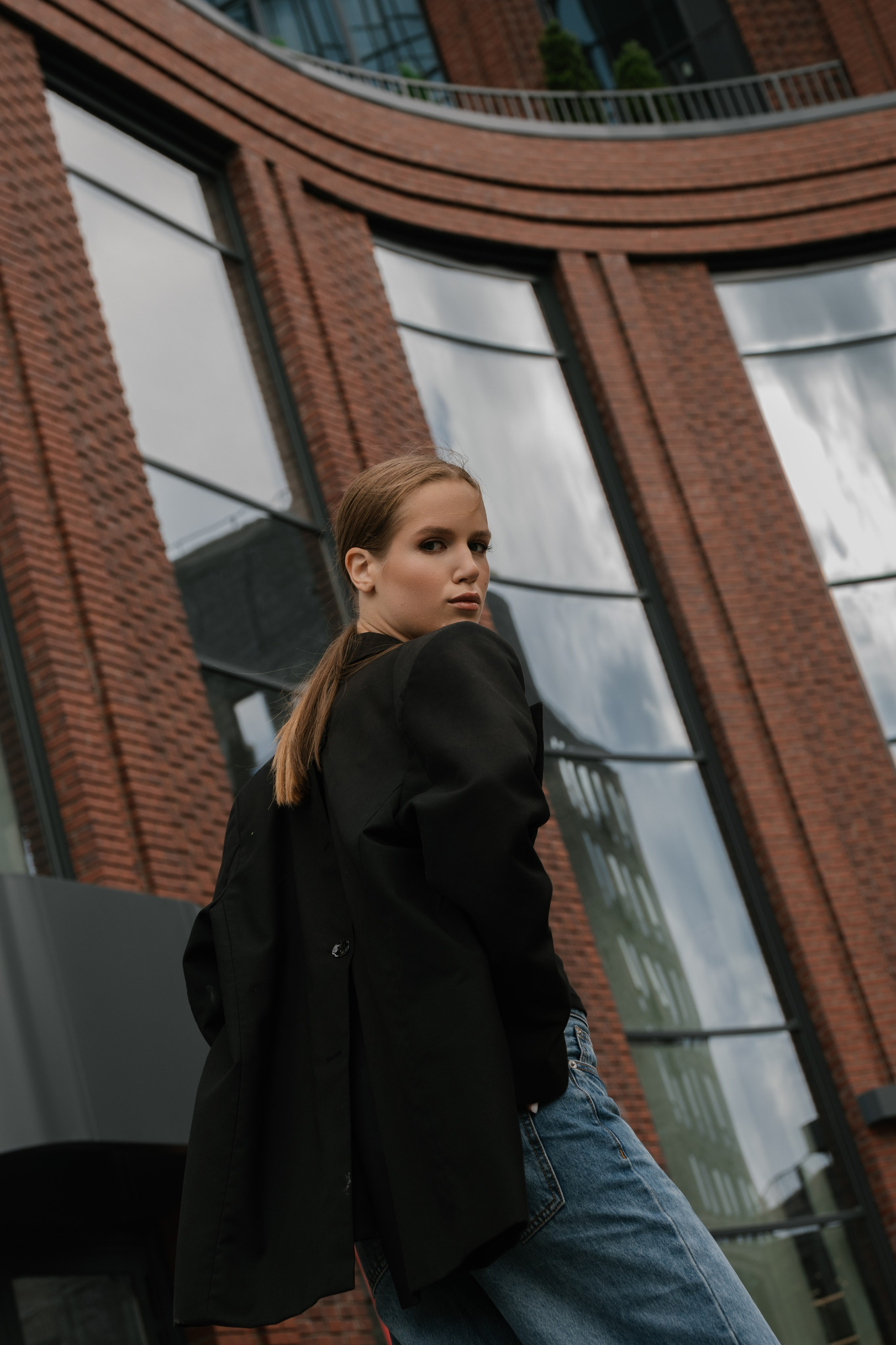 Ты и город. Вита Овчинникова. Фотограф в Новосибирске. Снимаю женские портреты, контент для блогеров и брендов