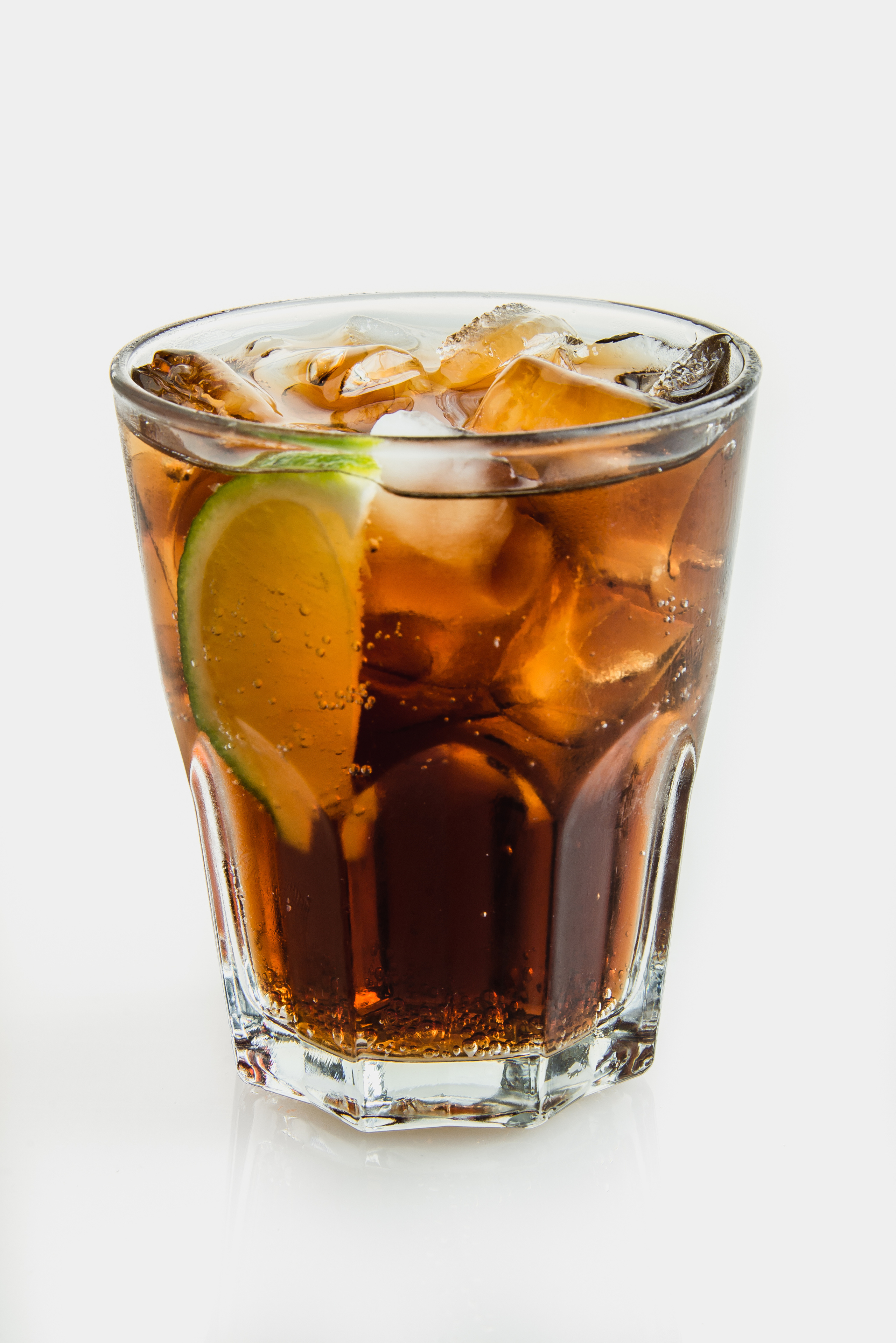 Фотосъемка коктейлей для меню и барной карты сети ресторанов «АПЕЛЬСИН» в Ялте. Фотограф интерьеров Фотосъемка рекламы в Ялте и по Крыму