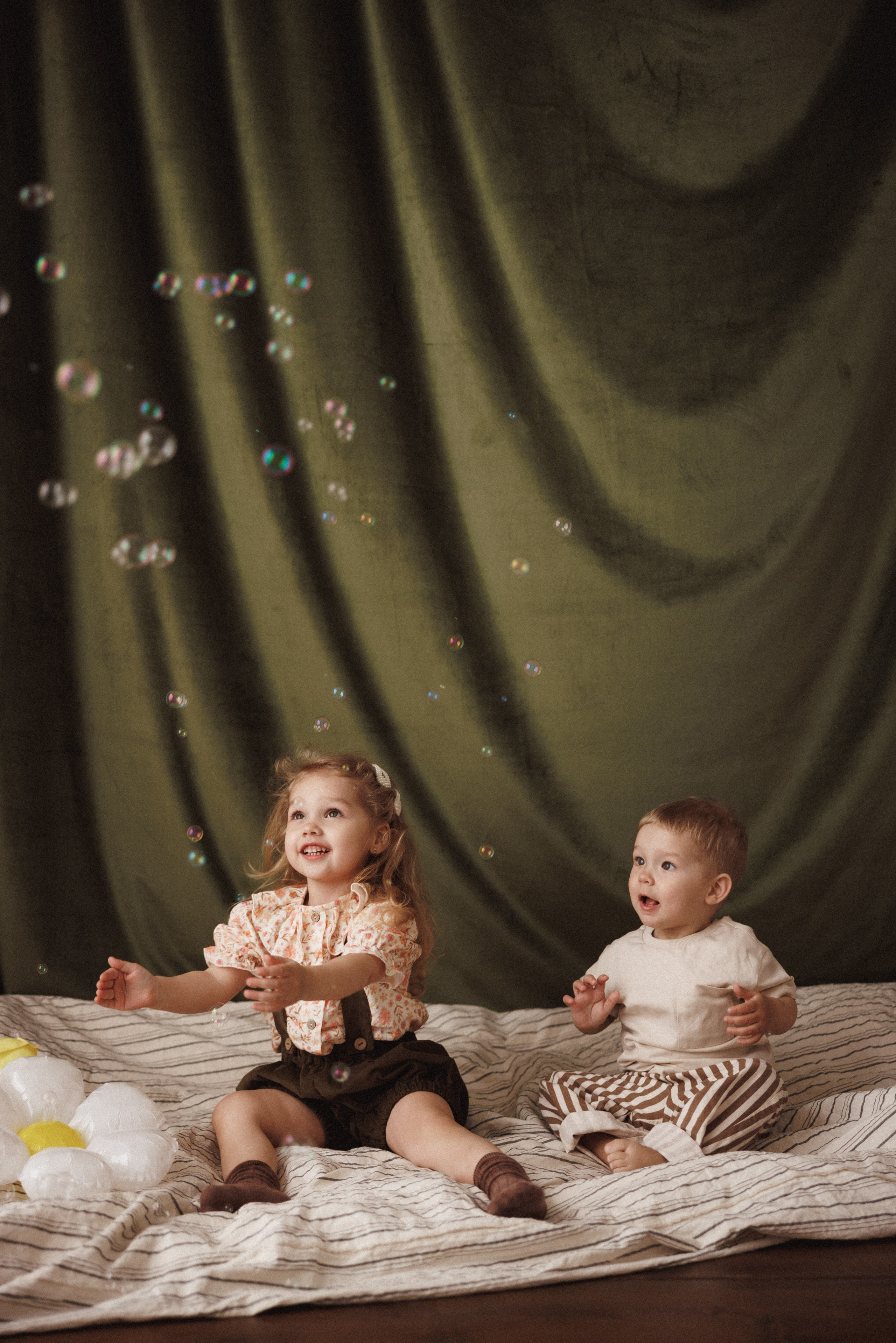 Семейная фотосессия в фотостудии «Mestone», город Краснодар. Семейный и детский фотограф в Краснодаре Анна Трашкова