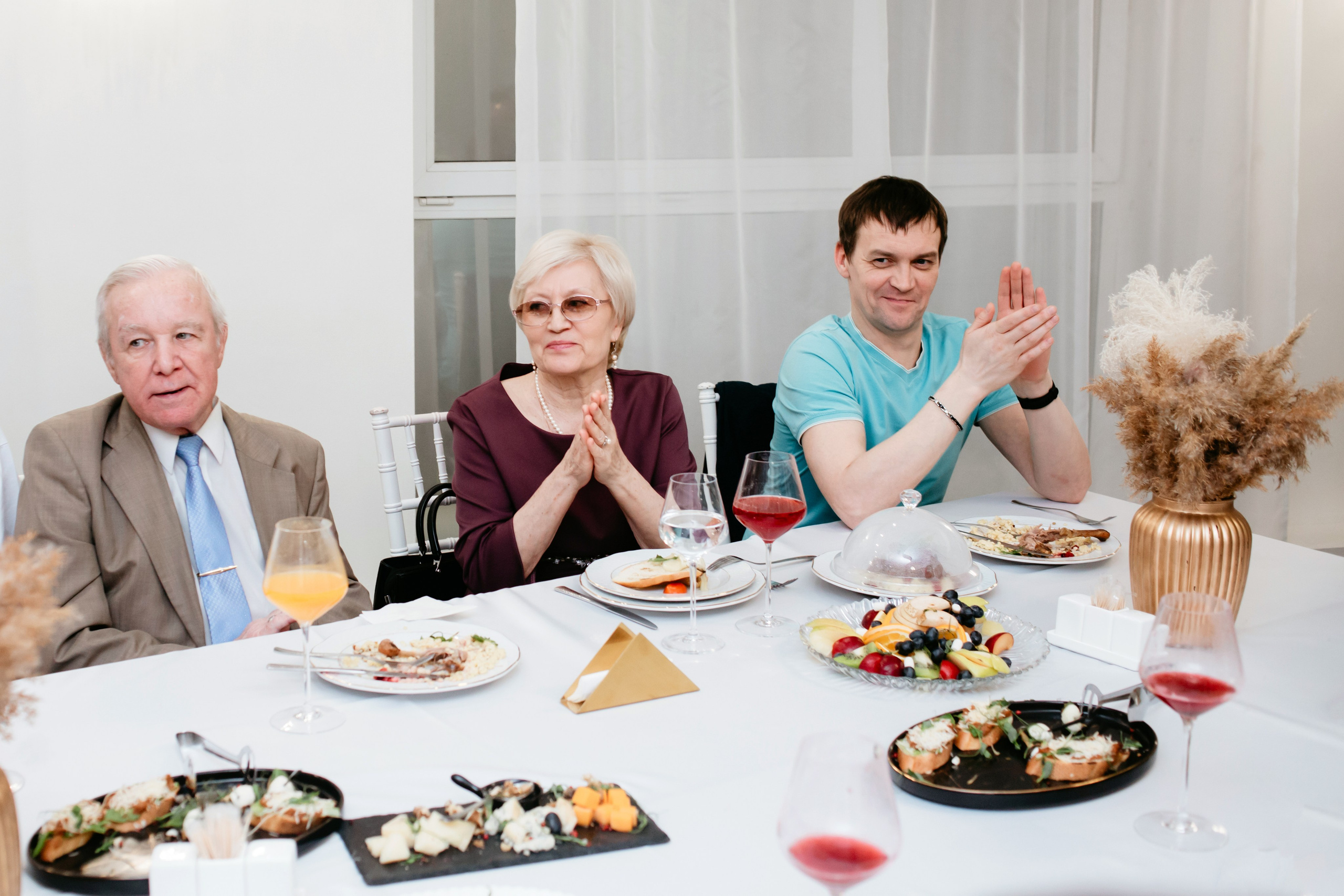 Свадебный банкет Анна и Дмитрия. Фотограф в Челябинске Ополихина Анна
