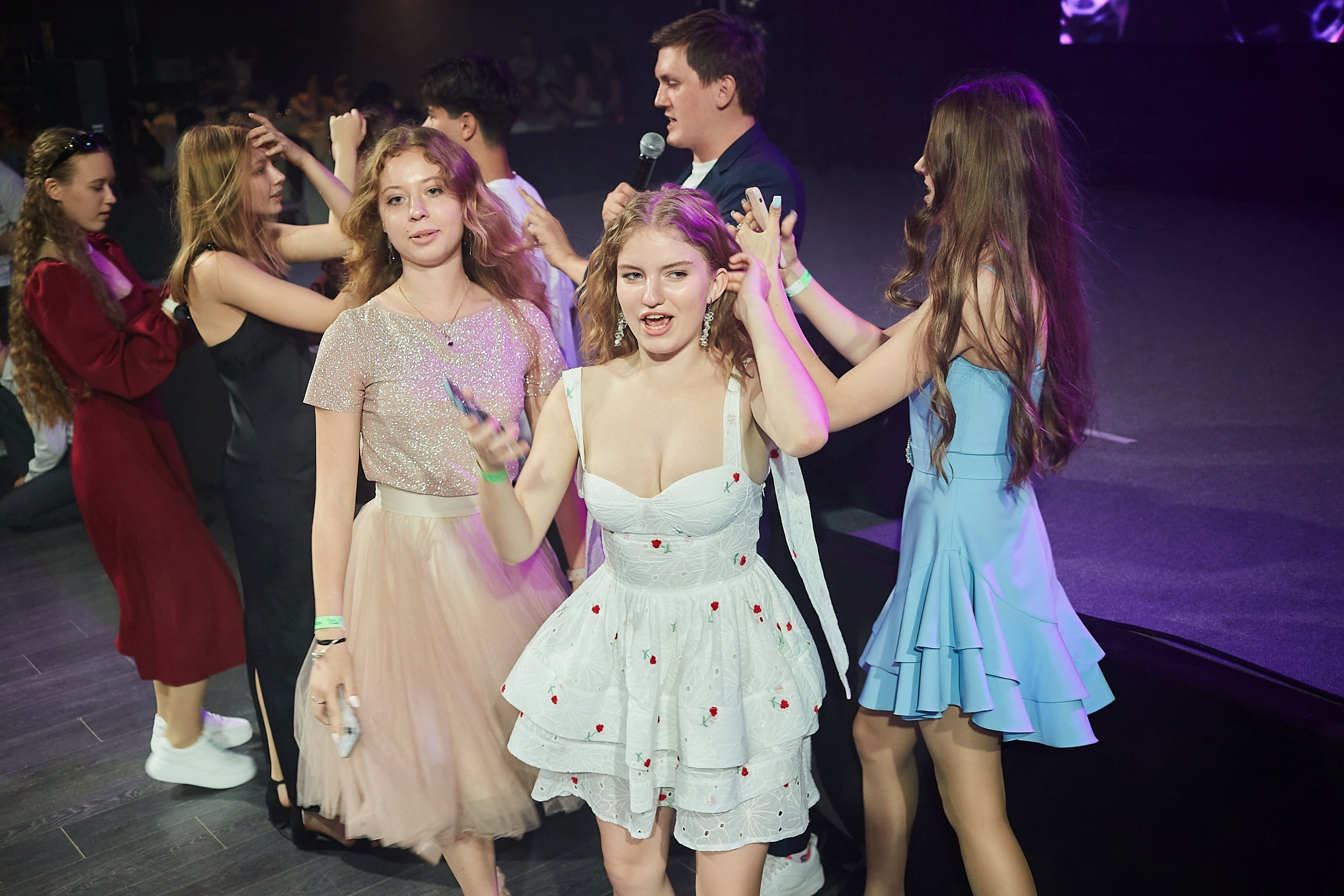 Выпускной 9 класс 2024. Фотограф и Видеограф в Москве. Олег Корушев