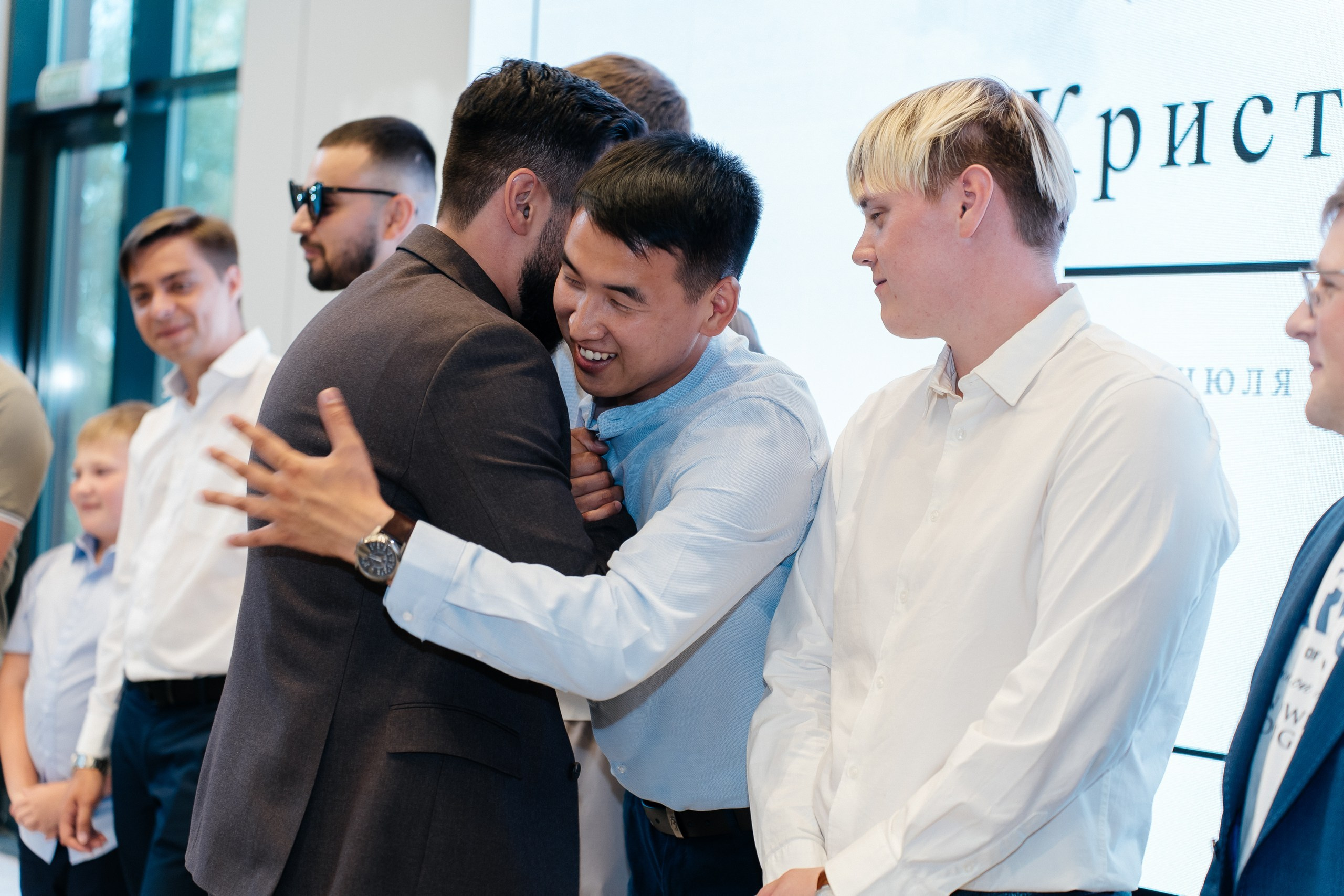 Свадебный репортаж. Для тех, кто не ждёт удачи, а создаёт её. Каждая фотосессия — это твой момент, твой стиль, твой успех. 📸