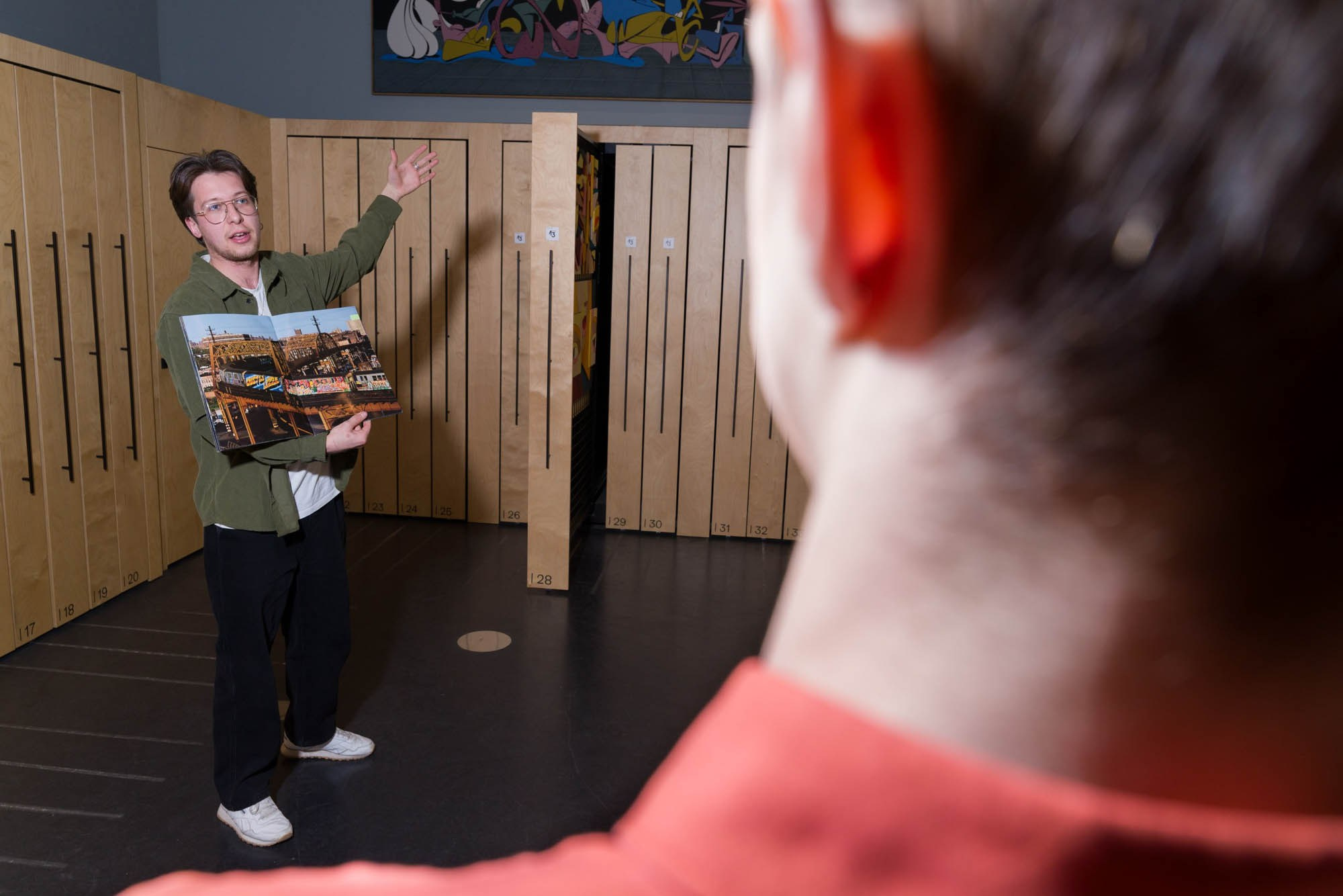 Вернисаж выставки «13» @ САХ. Фотограф Саша Оверчук