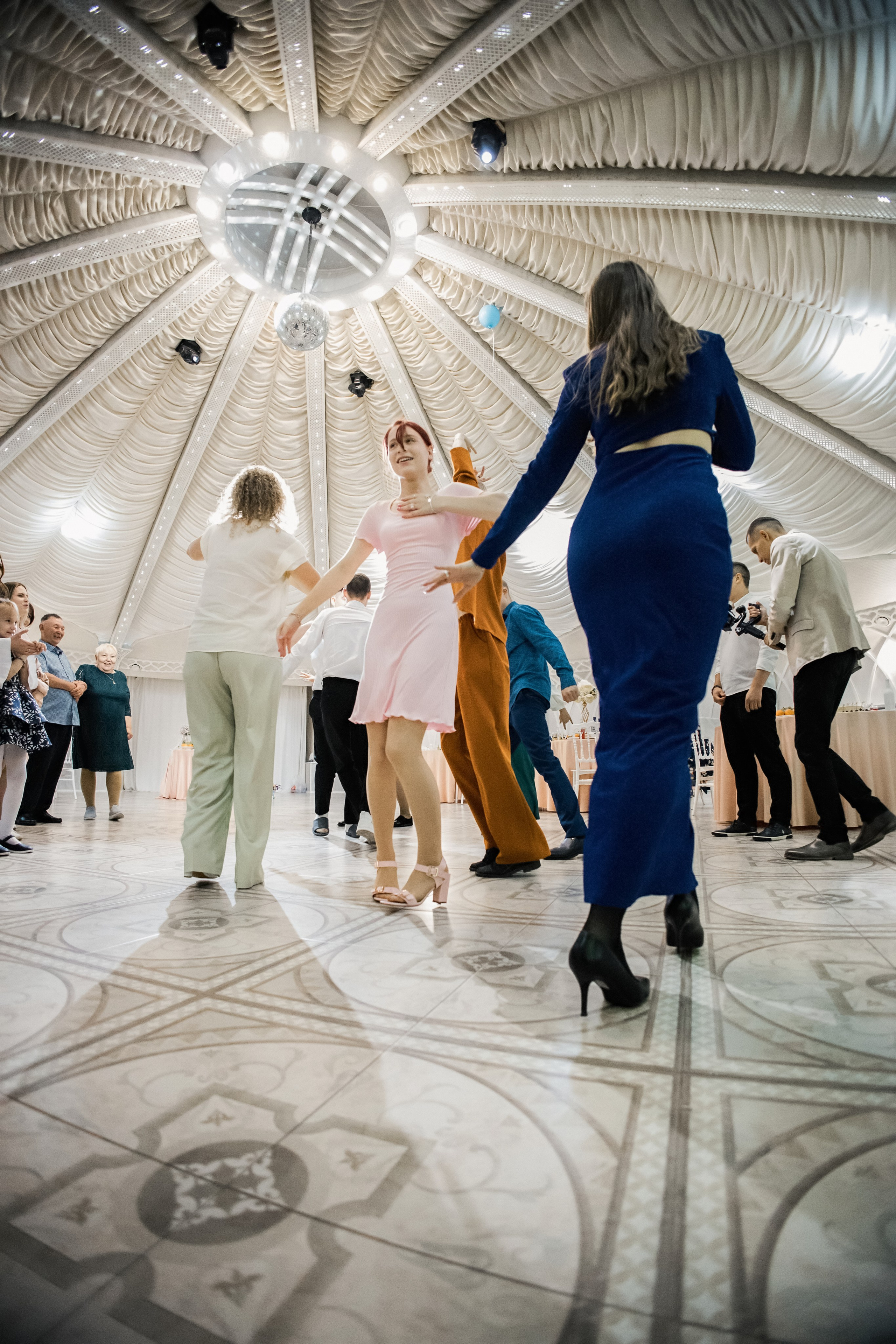 Эдуард и Алина. Свадебный, репортажный фотограф в Тюмени Сергей Тапилин