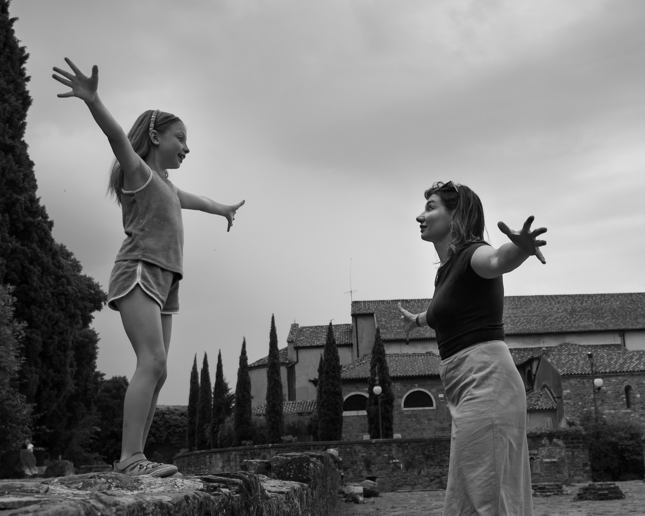 Olena e Adalina. Fotografo Alina Imanbaeva Trieste e FVG