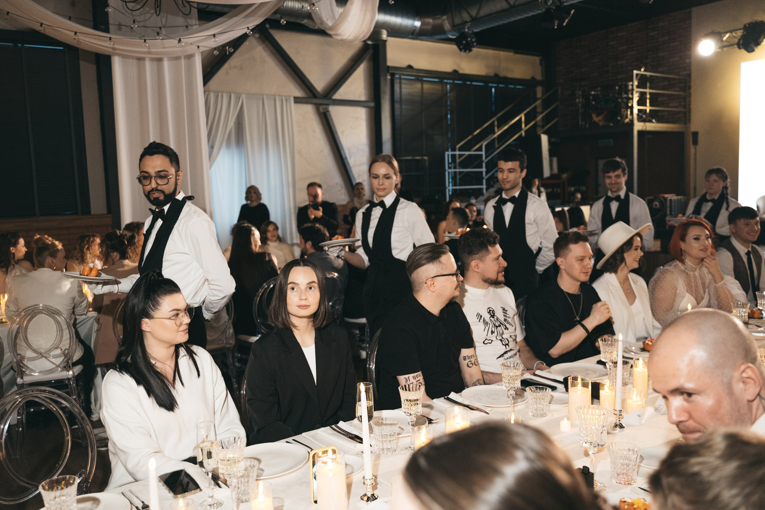 WhiteRoom Pre-wedding. Репортажный и свадебный фотограф в Сургуте