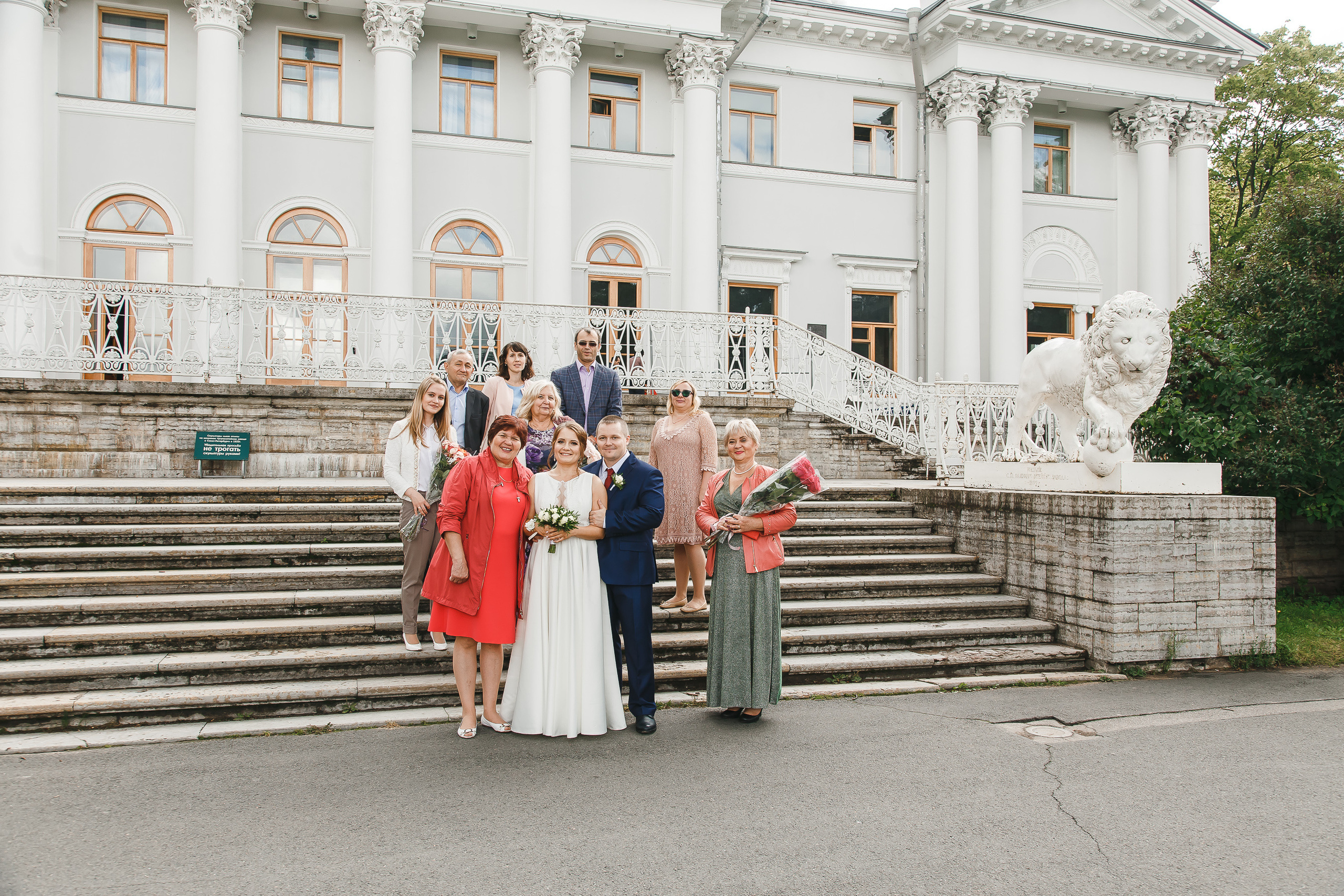 Свадебная фотосъемка в ЗАГСе Приморского района