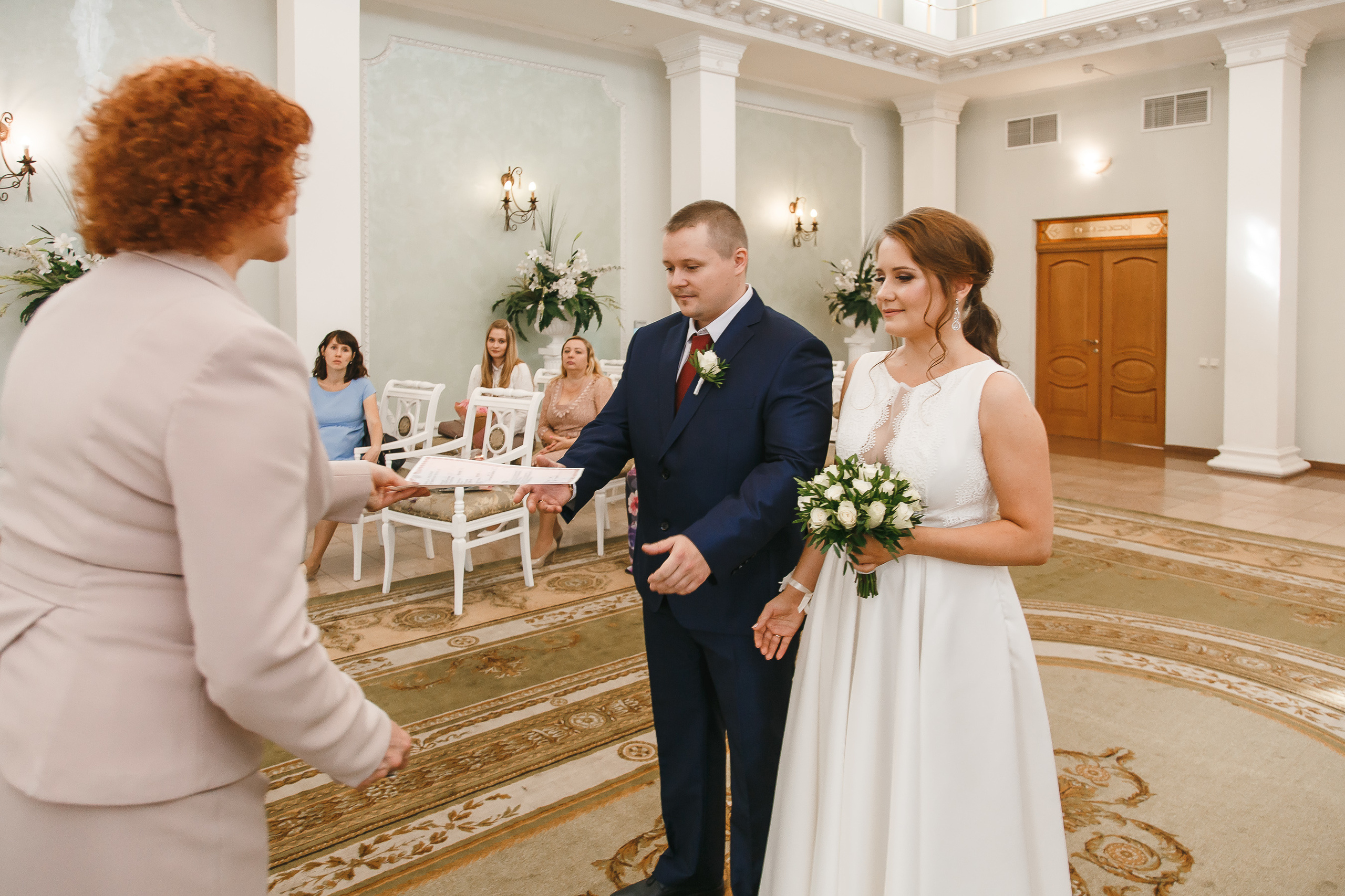 Свадебная фотосъемка в ЗАГСе Приморского района