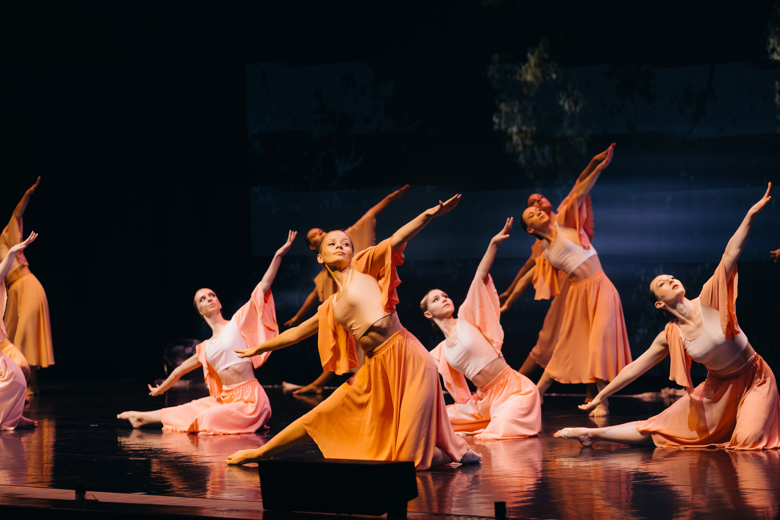 ALTERNATIVE DANCE STUDIO. Свадебный и репортажный фотограф в Омске. Червоткин Никита