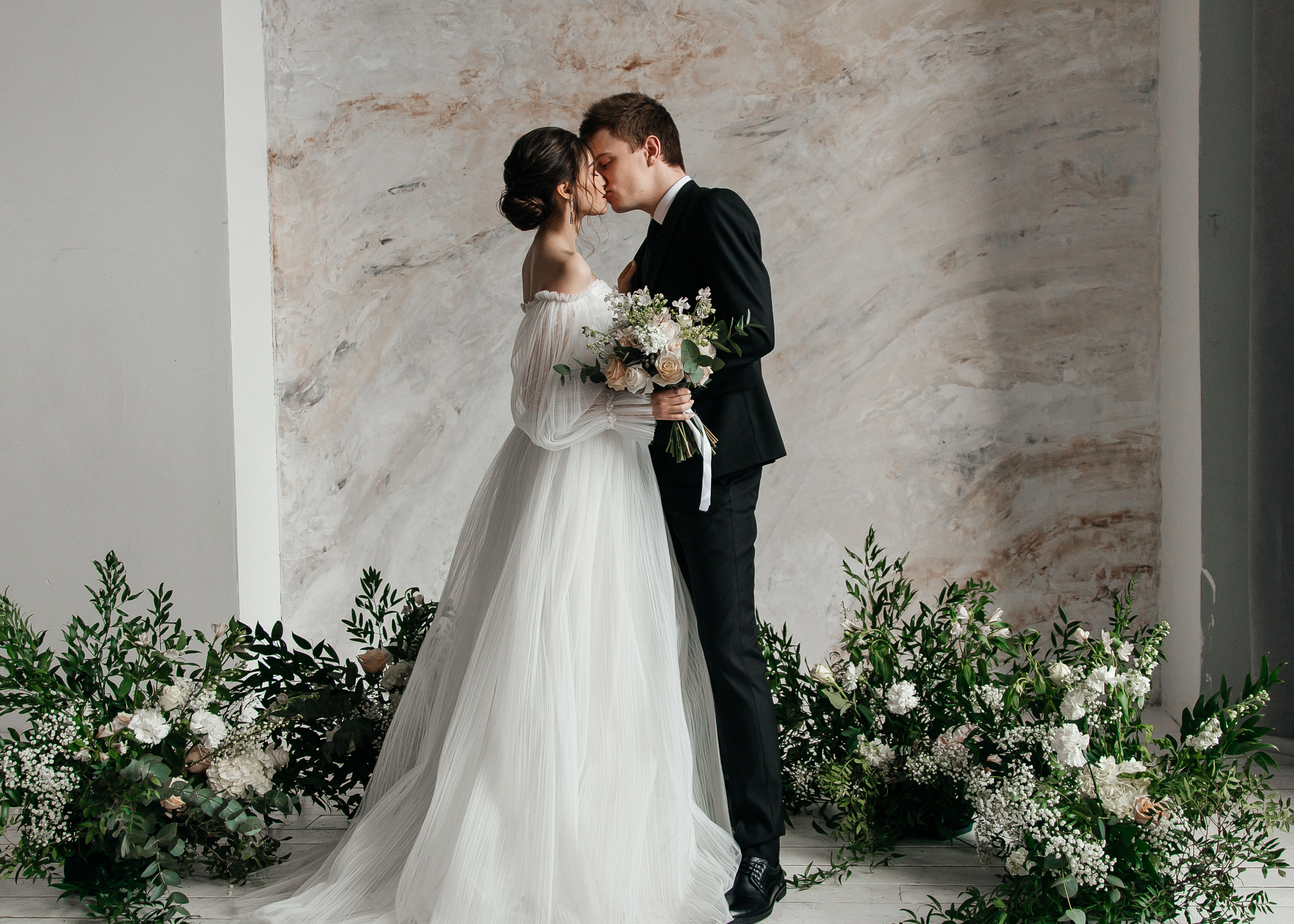 Свадебная фотосессия в фотостудии Москва. Свадебный и семейный фотограф в Москве Холда Тати