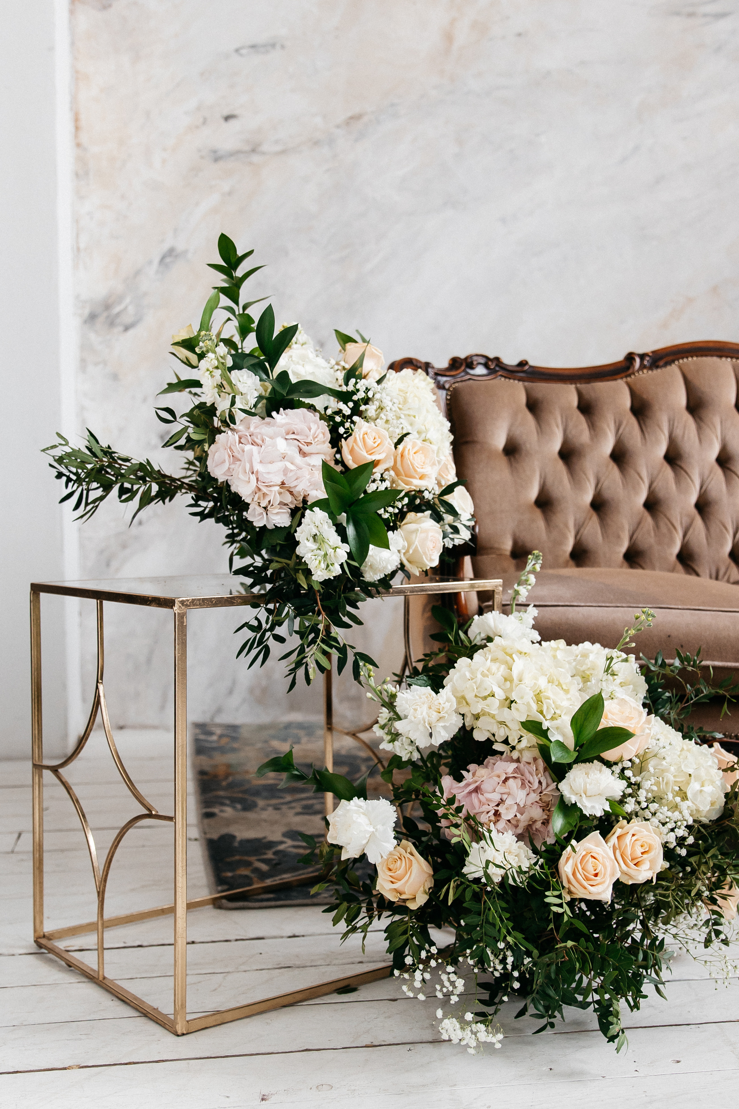 Свадебная фотосессия в фотостудии Москва. Свадебный и семейный фотограф в Москве Холда Тати