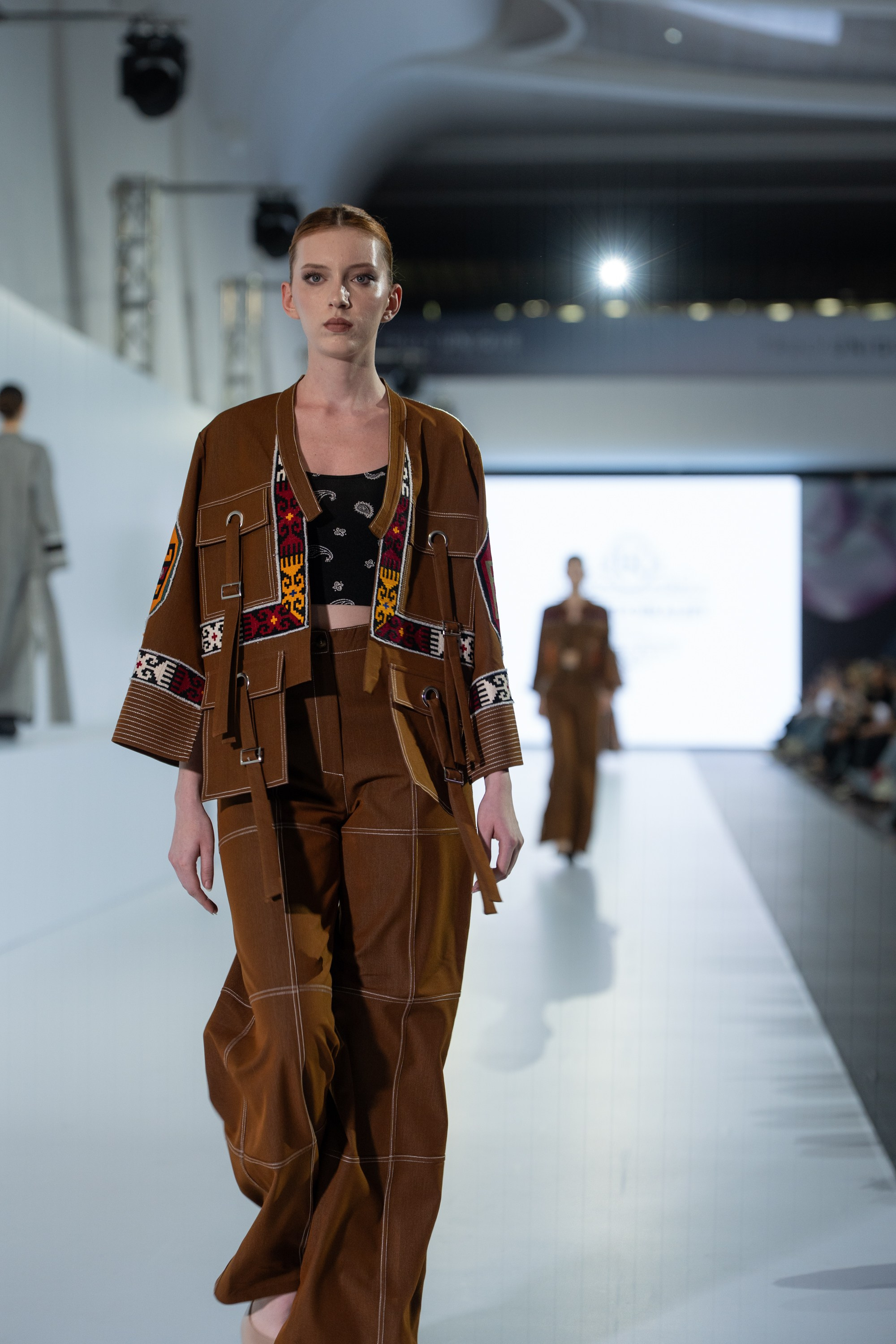 Umed Kuchkaliev. Сайт Алматинского НЮ АРТ, будуар и фэшн фотографа Дениса Карпенко