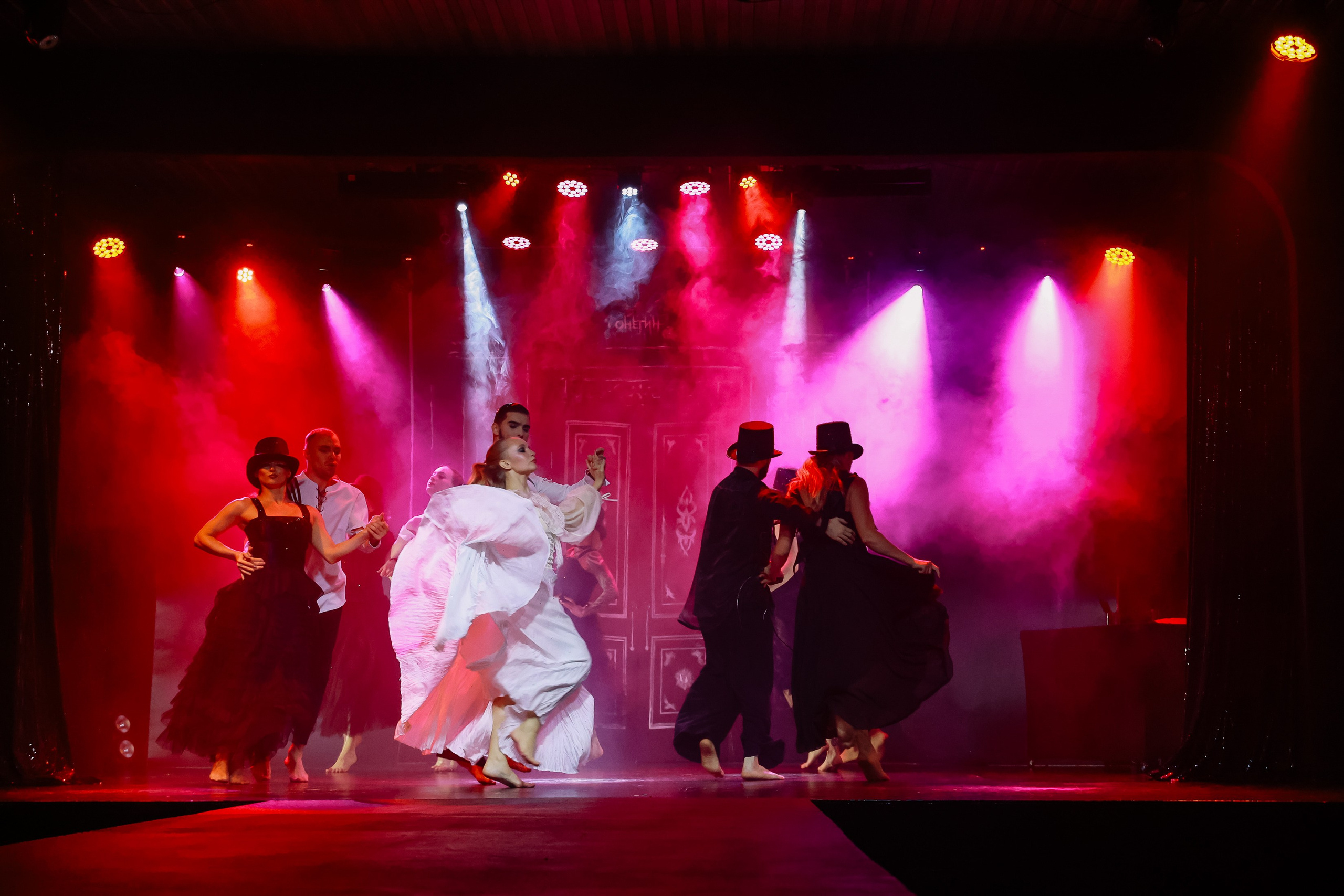 Пластический спектакль Онегин _ IVEX. Фотограф Юлия Мальцева