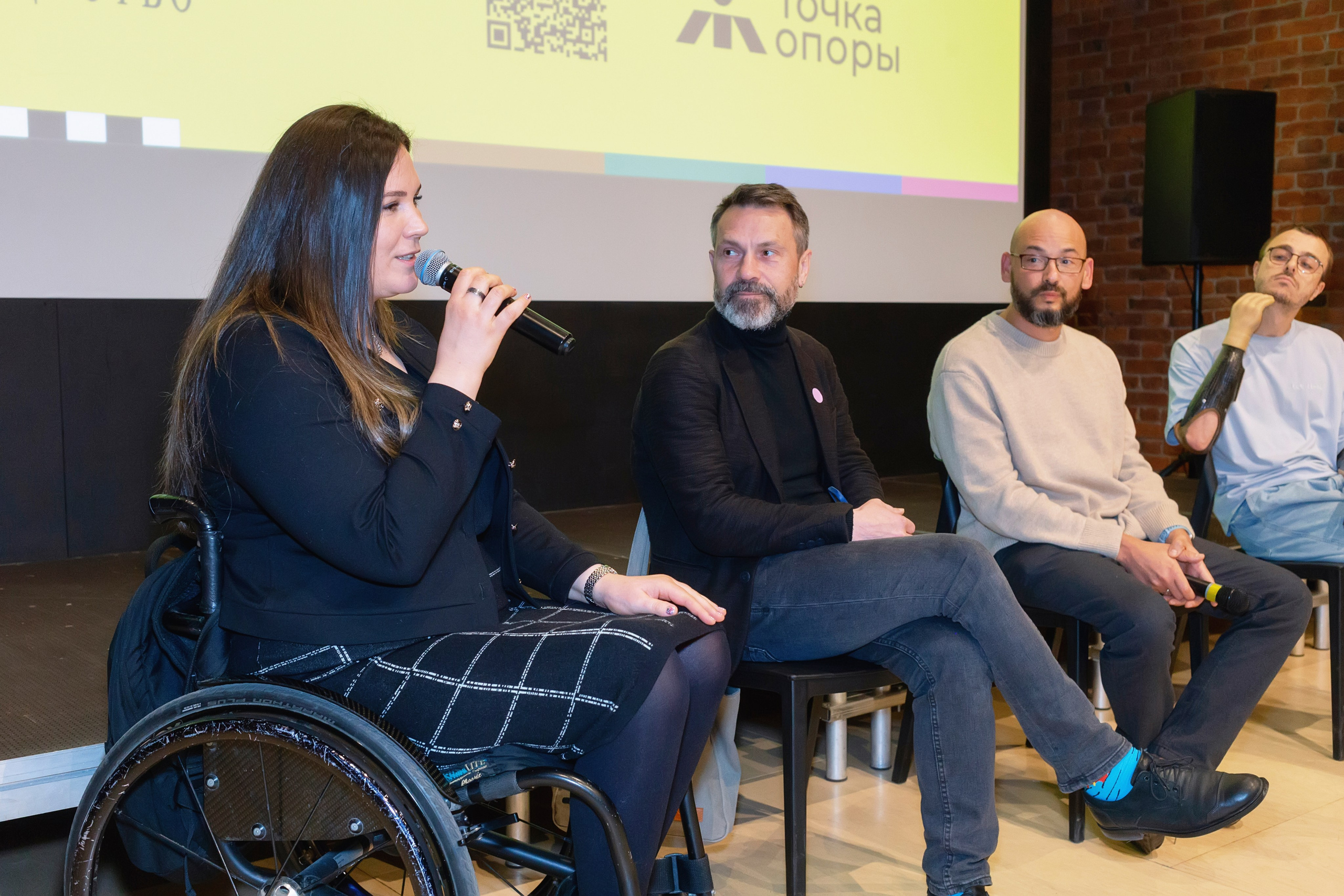 Фотосъемка дискуссии в Новой Голландии СПБ Публичное мероприятие. Портретные фотосессии, контент-съемки, репортаж