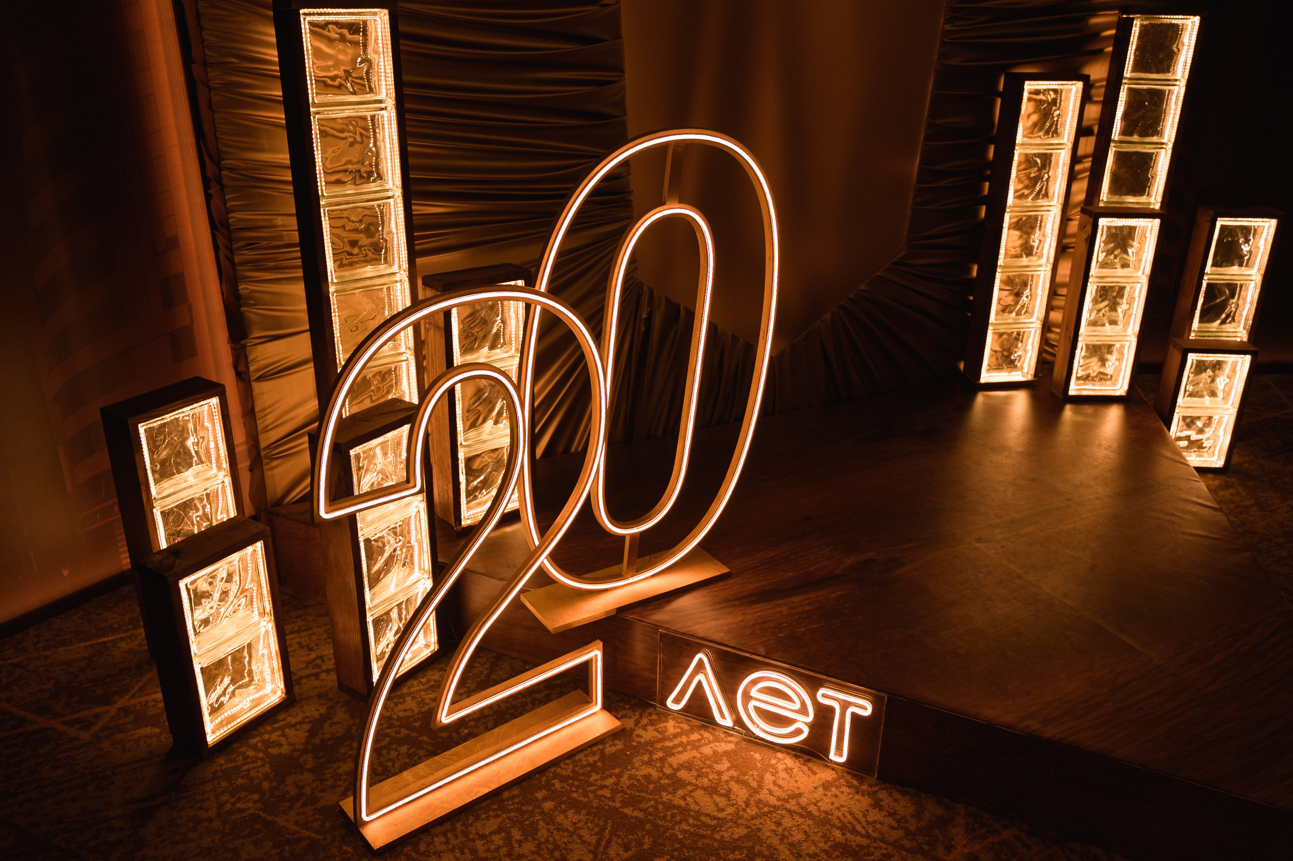 ДОМ-СТРОЙ. Свадебный фотограф в Новосибирске Алена Цизман