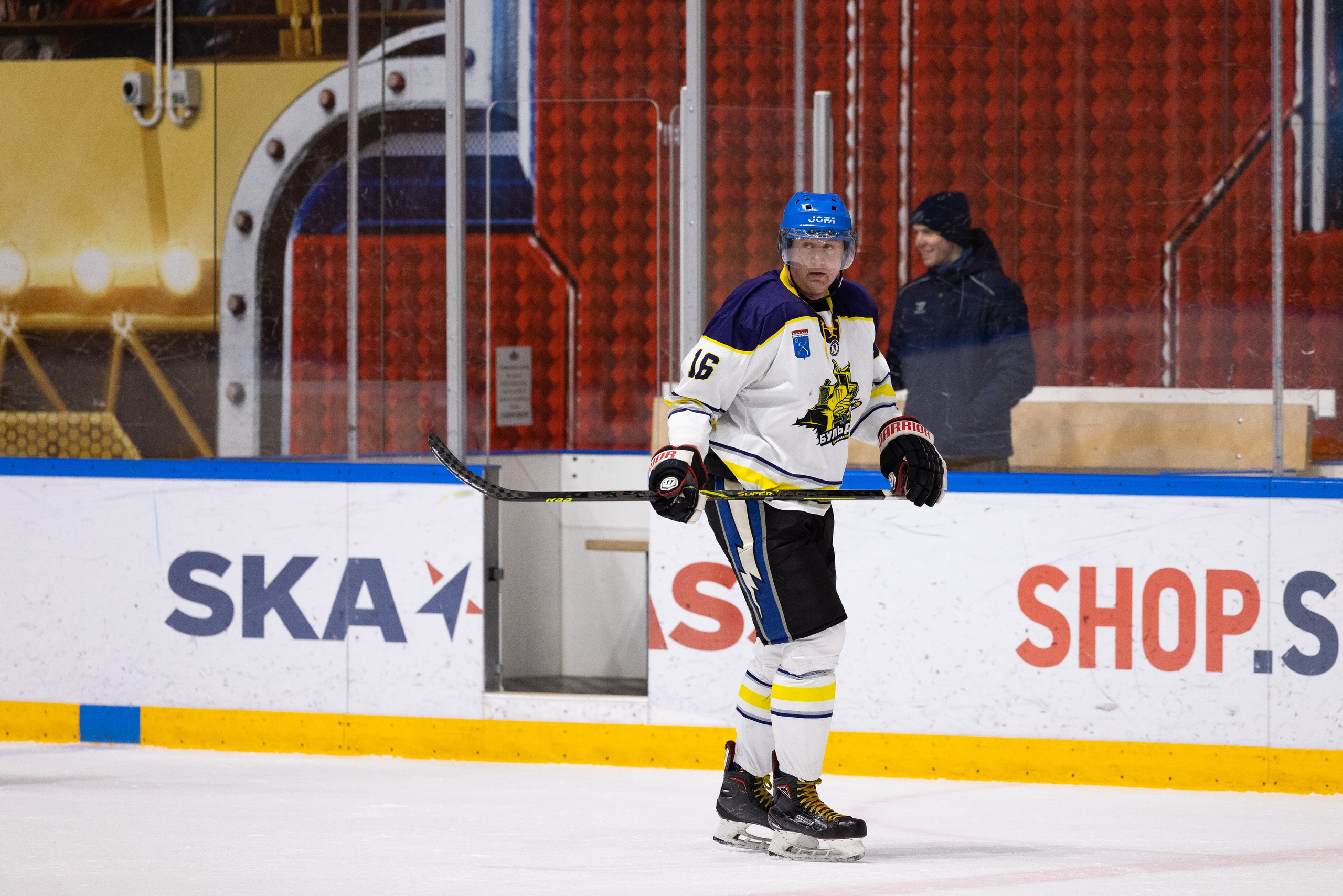 Бульдозер vs. LR-строй. Фотограф Александр Заломаев