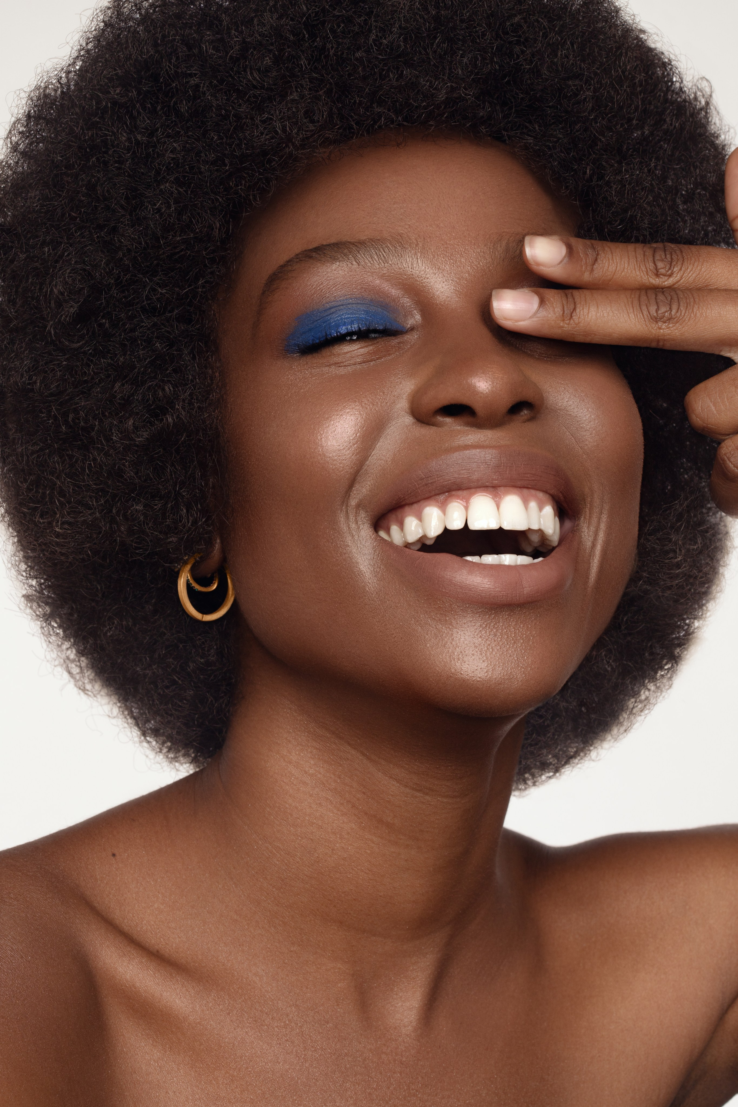 BEAUTY. RETOUCHER / Beauty / Product / Fashion / Commercial