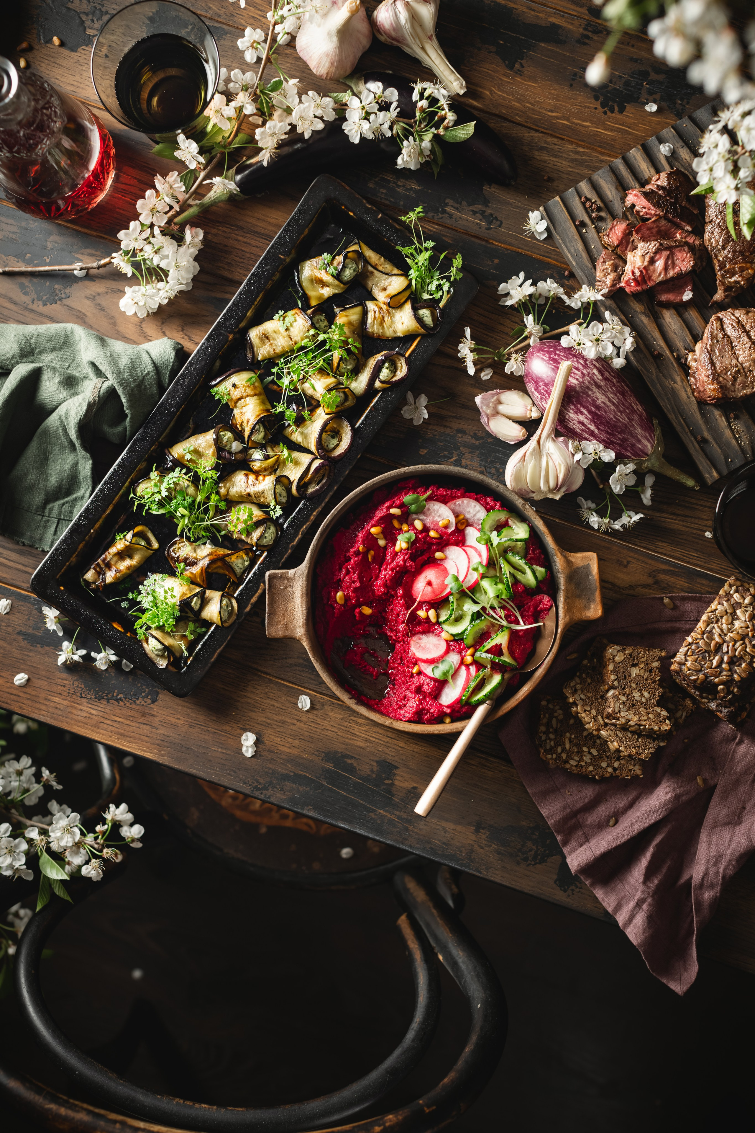 Хумус и мясо. Foodie Stories (гастрономические истории) рекламная фуд-фотосъёмка, Москва
