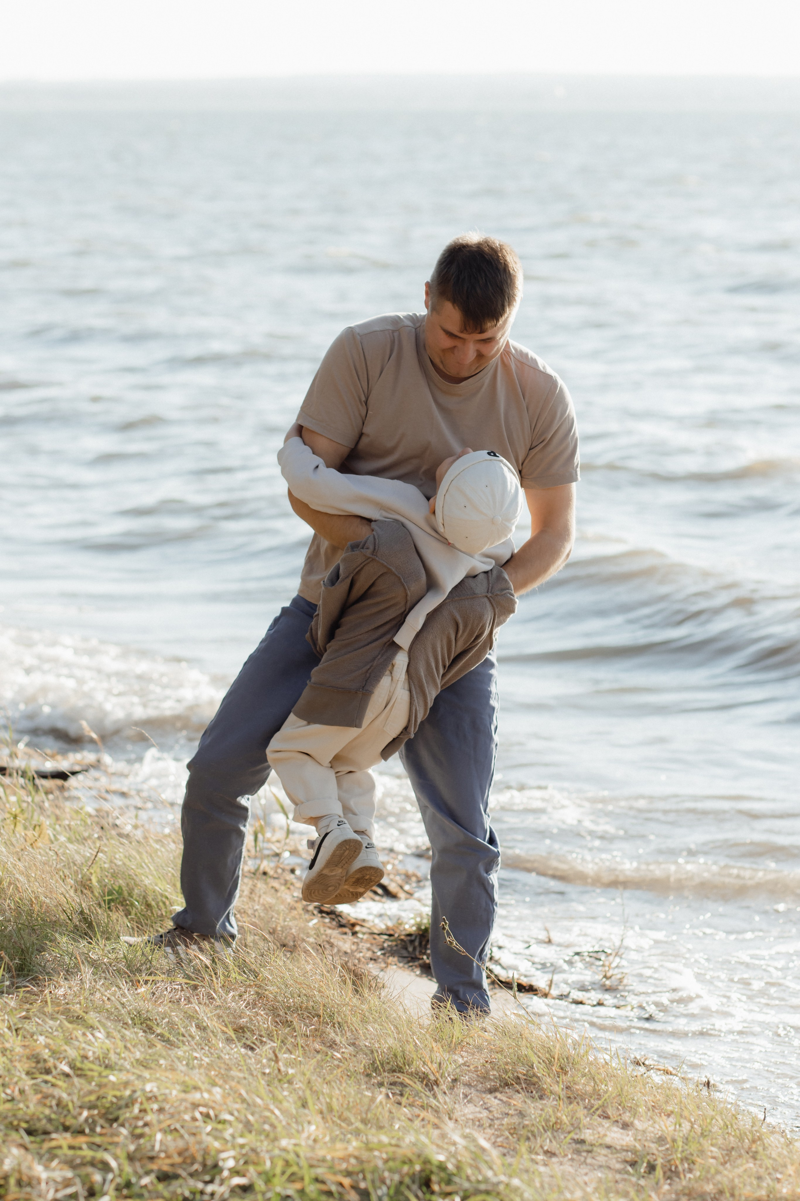 На берегу. Семейный и свадебный фотограф в Челябинске Мария Леонтьева