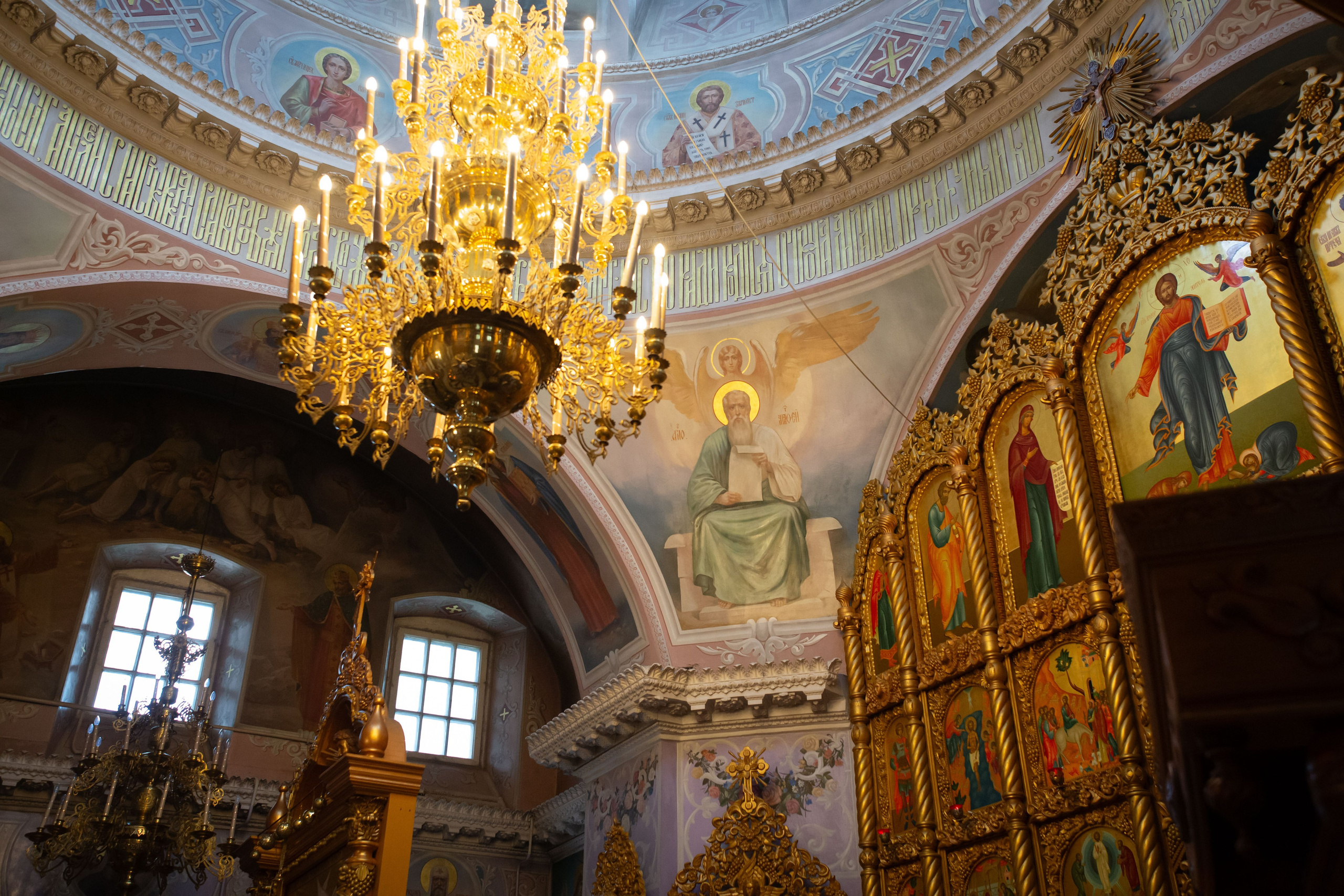 Крещение Амелии. Храм Рождества Христова в с. Михалево. Семейный и детский фотограф Анна Петракова