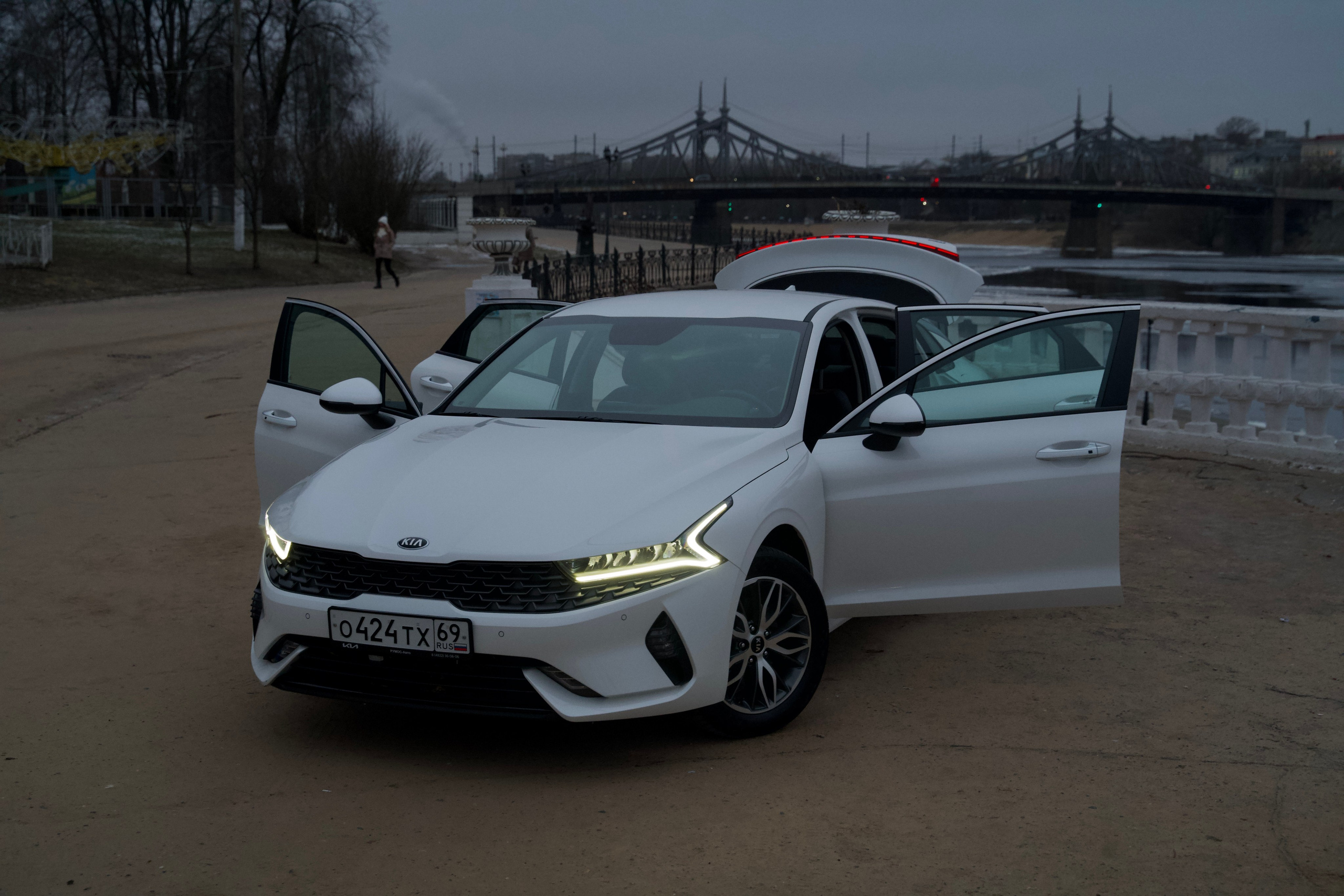 АВТО НА ПРОДАЖУ. Разноплановый фотограф из Москвы/Твери