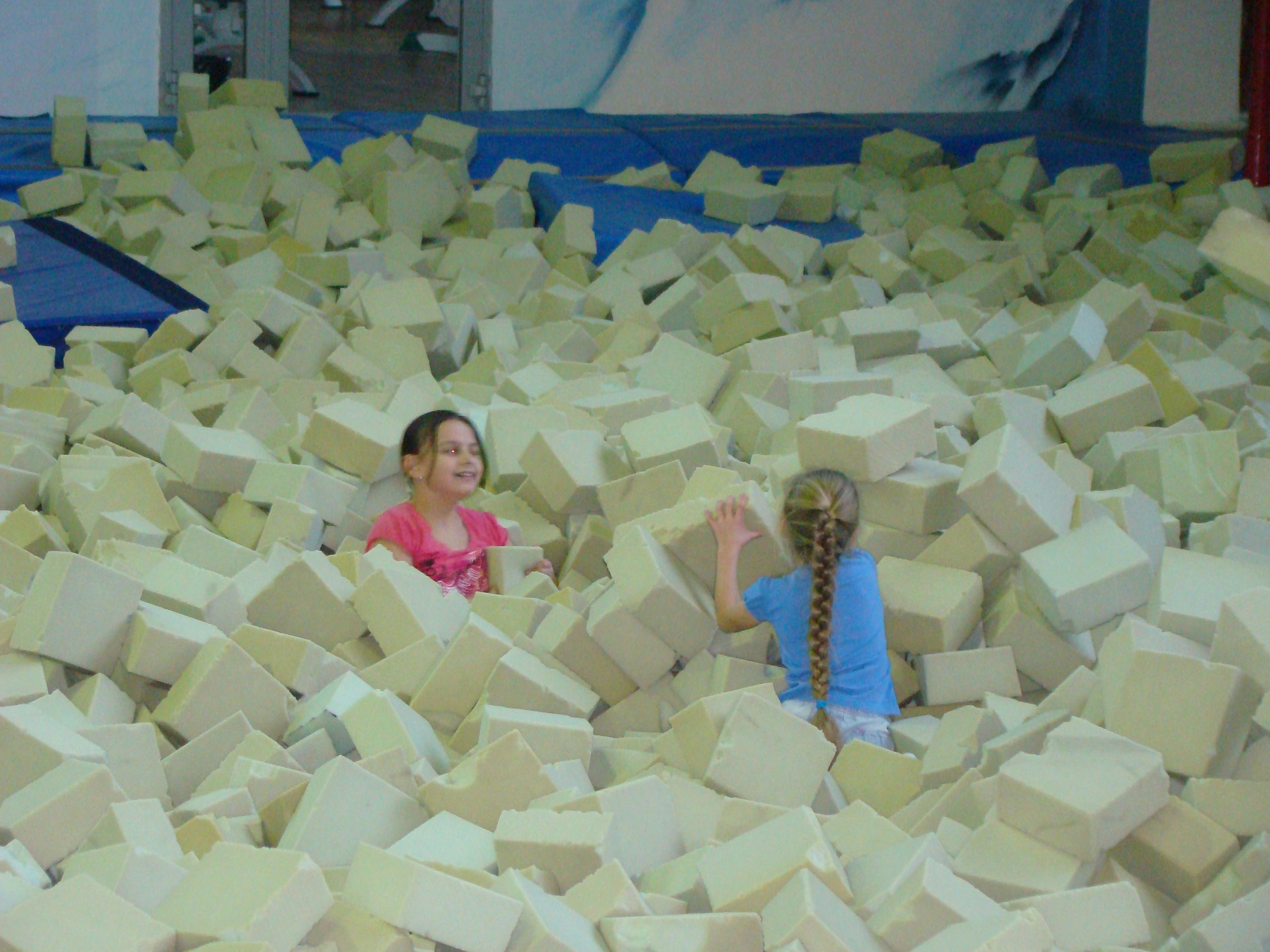 Катя ДР 12 лет Дома + Спортекс 04.12.2011. Семейный, Свадебный фотограф СПБ Питер— Романова Екатерина