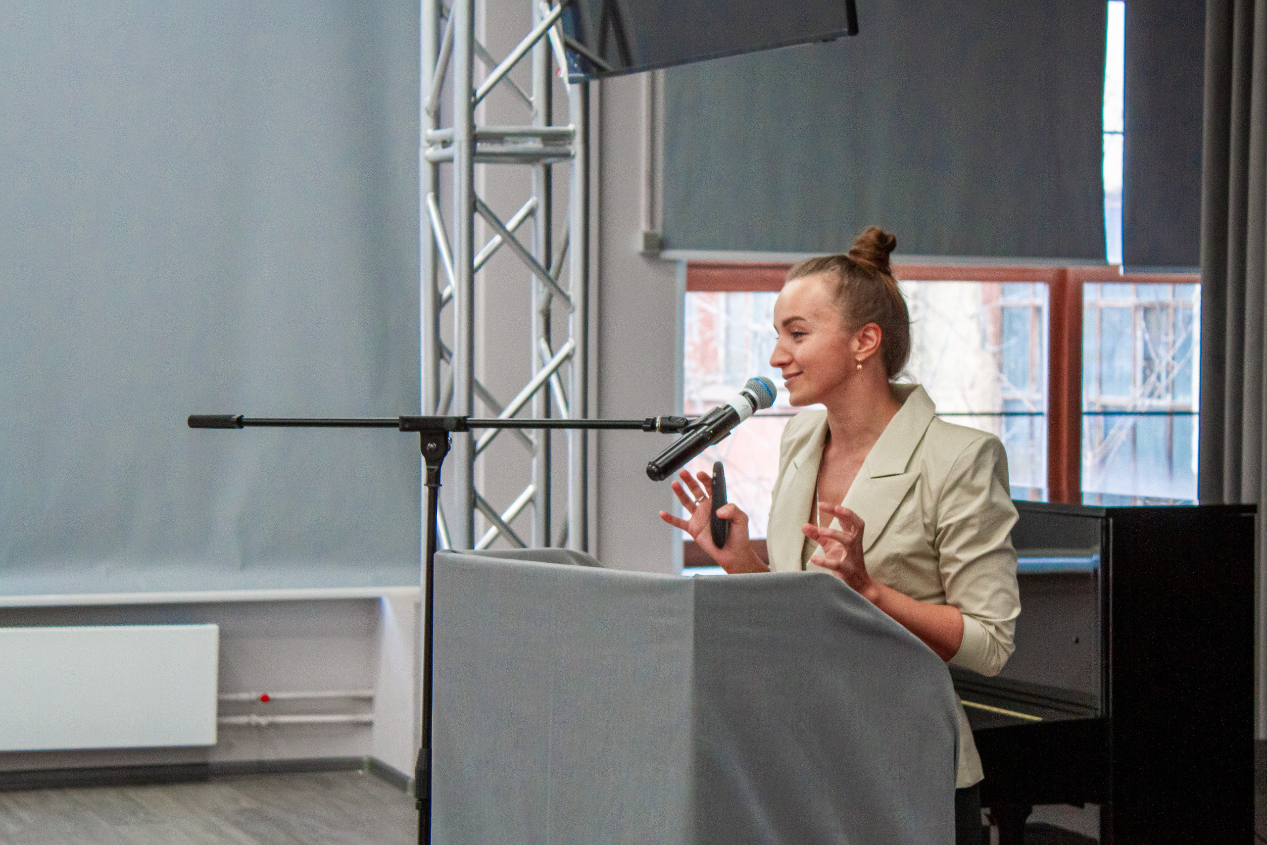 Ярмарка вакансий в Екатеринбургской академии современного искусства 2025