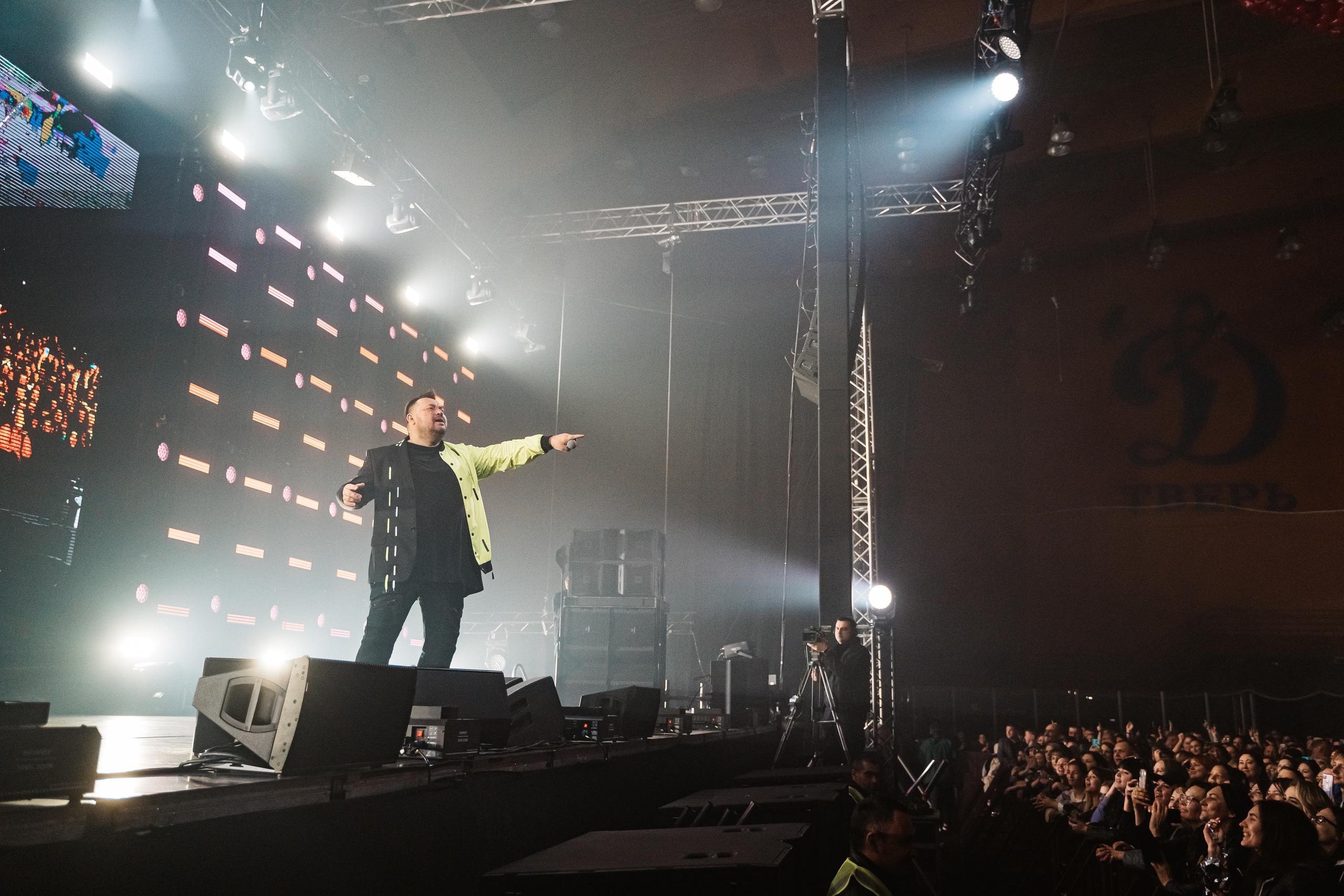 КОНЦЕРТЫ. Фотограф Леонид Смирнов | Репортажи | Автосъемки | Выпускные