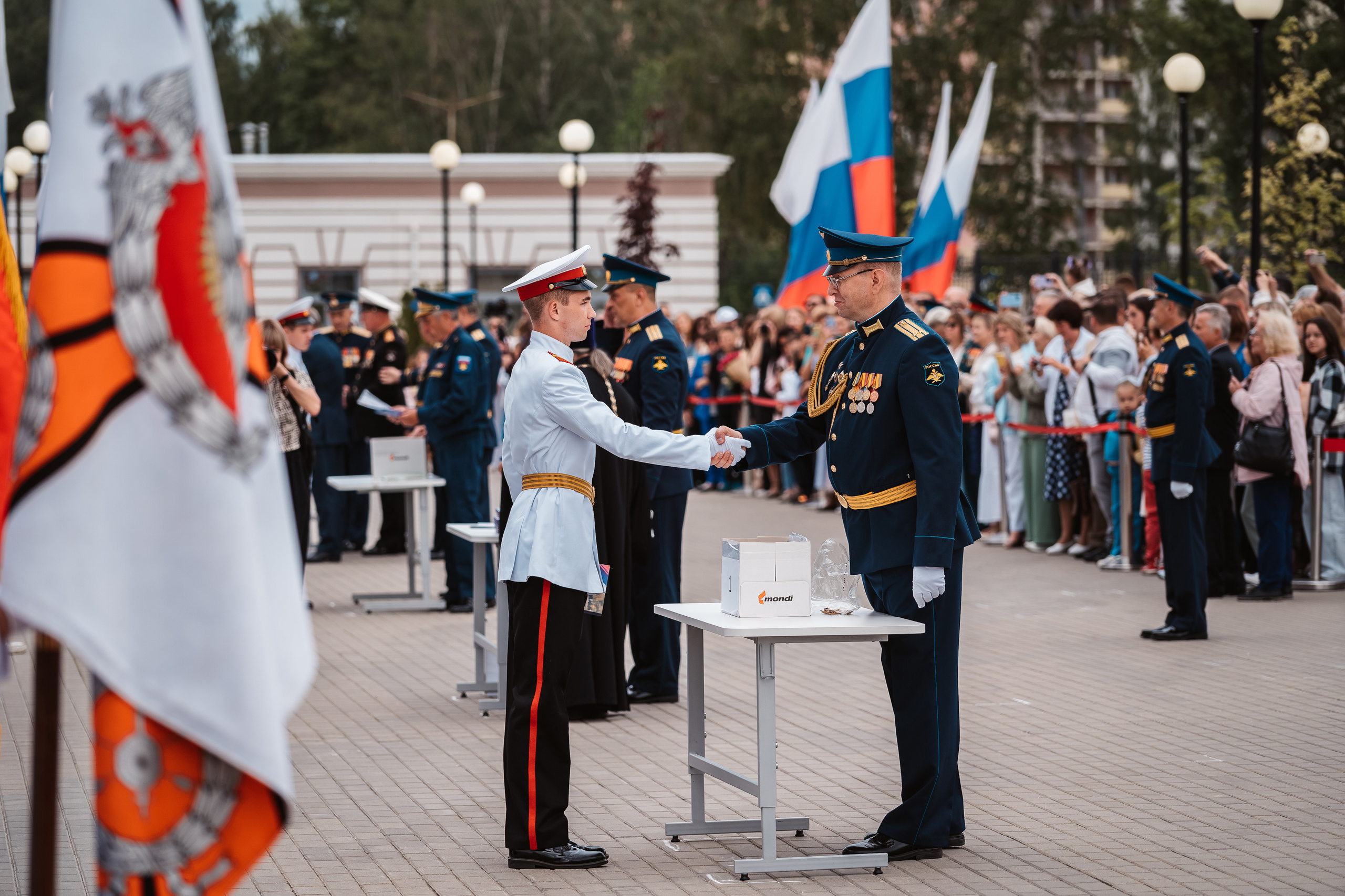 Выпускной. Фотограф Леонид Смирнов | Репортажи | Автосъемки | Выпускные