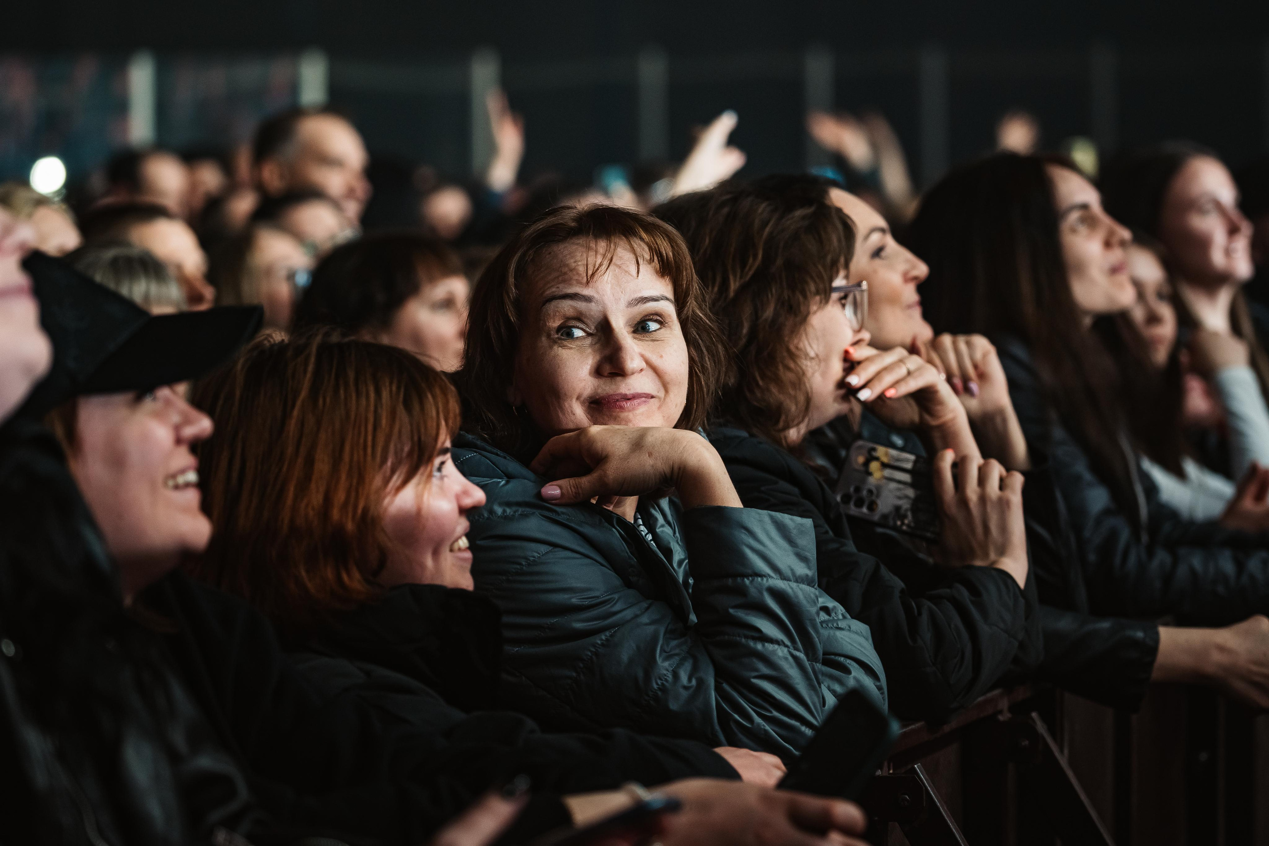 КОНЦЕРТЫ. Фотограф Леонид Смирнов | Репортажи | Автосъемки | Выпускные