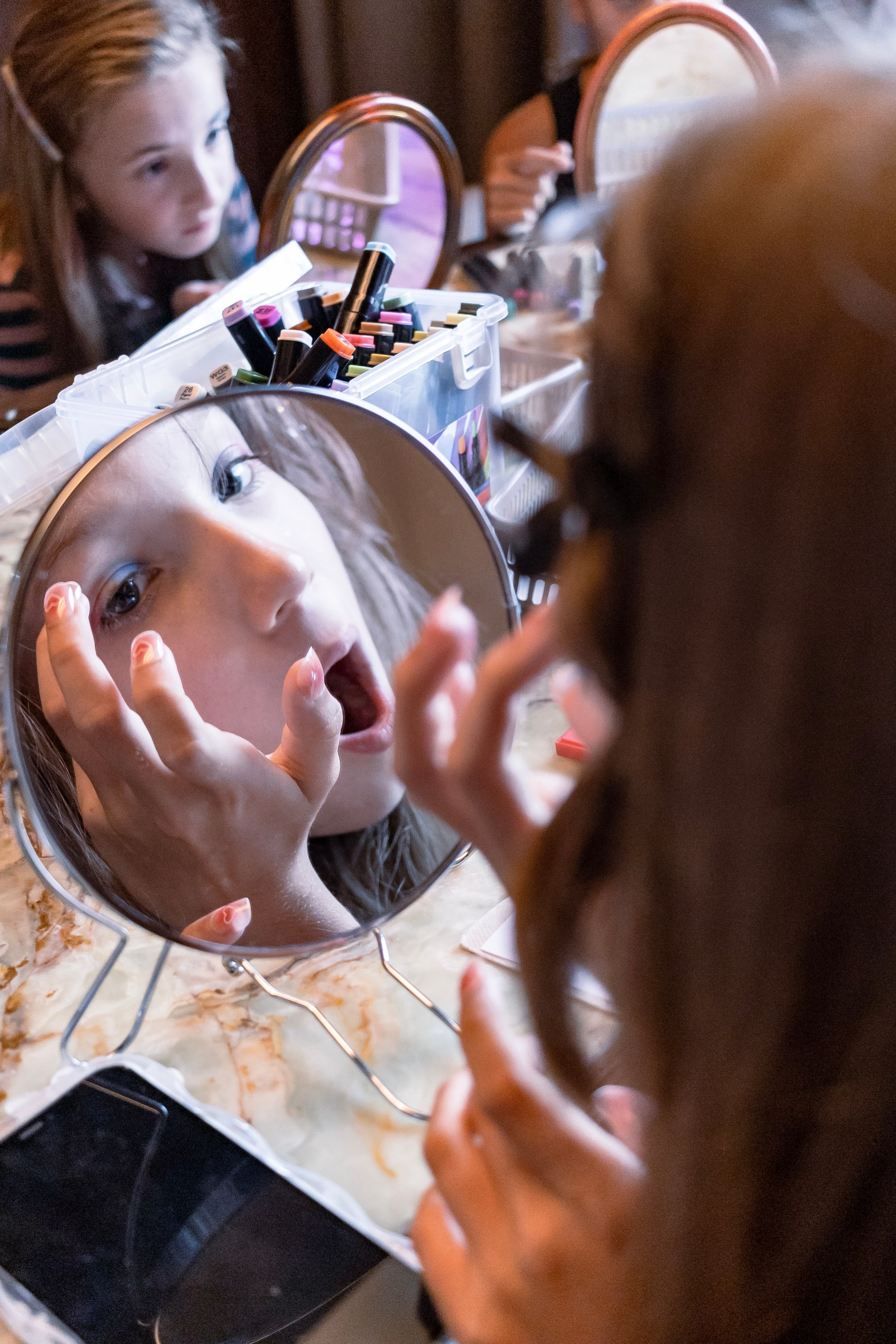 Выездной мастер-класс по макияжу для подростков 1 сентября. Школа для девочек во Владивостоке — Само Совершенство