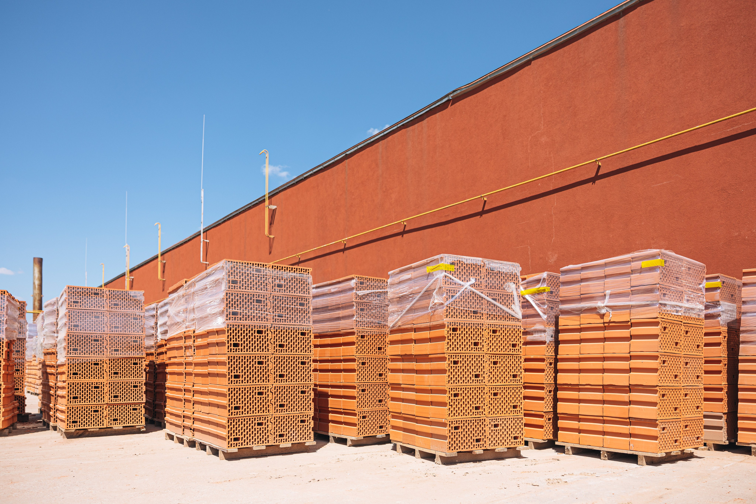 BKK. The content is a survey of the factory. KRIS KRUPINNIKOVA