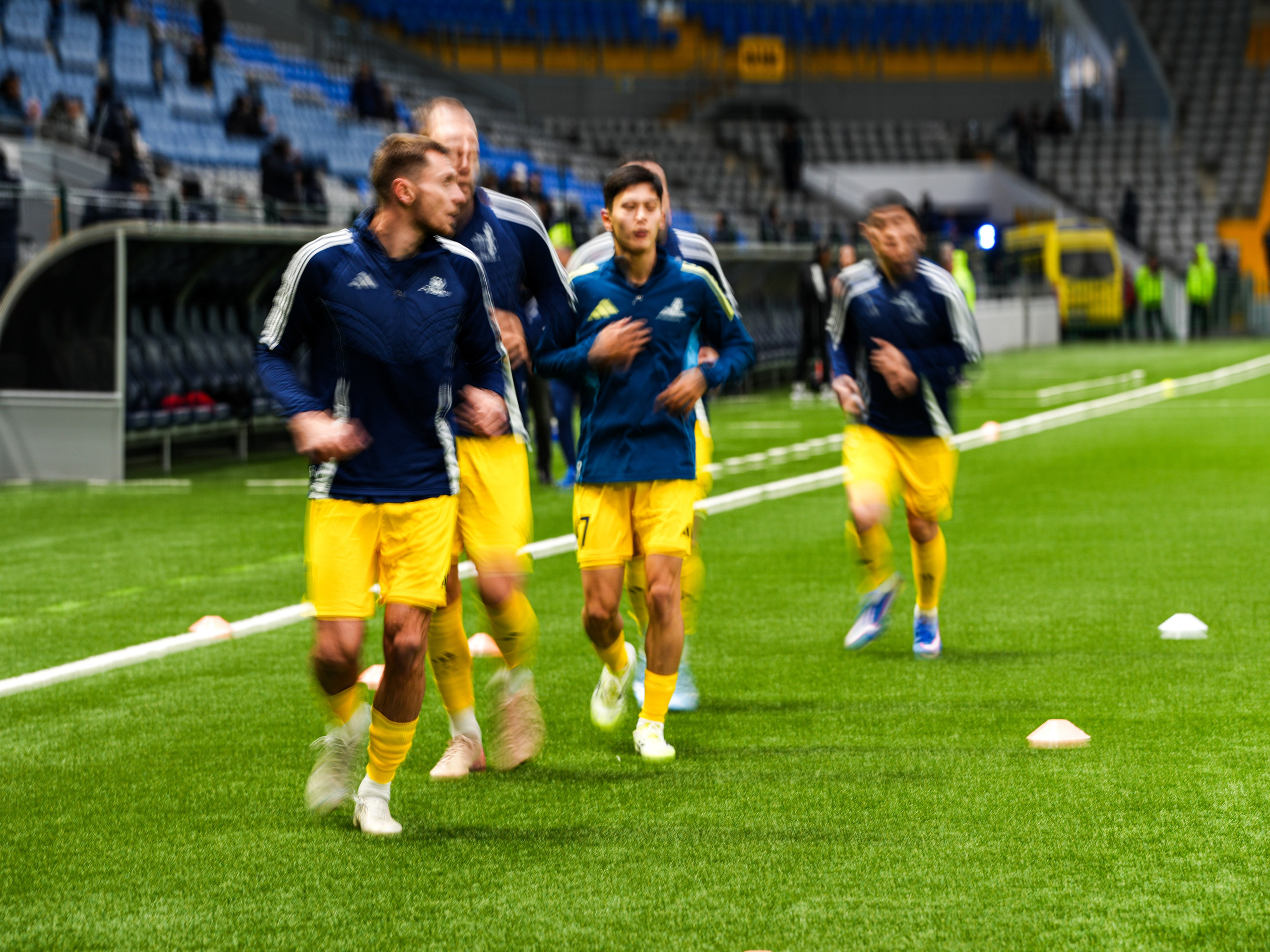FC ASTANA. Здравствуйте Меня зовут Берден Ансар, Я профессиональный фотограф