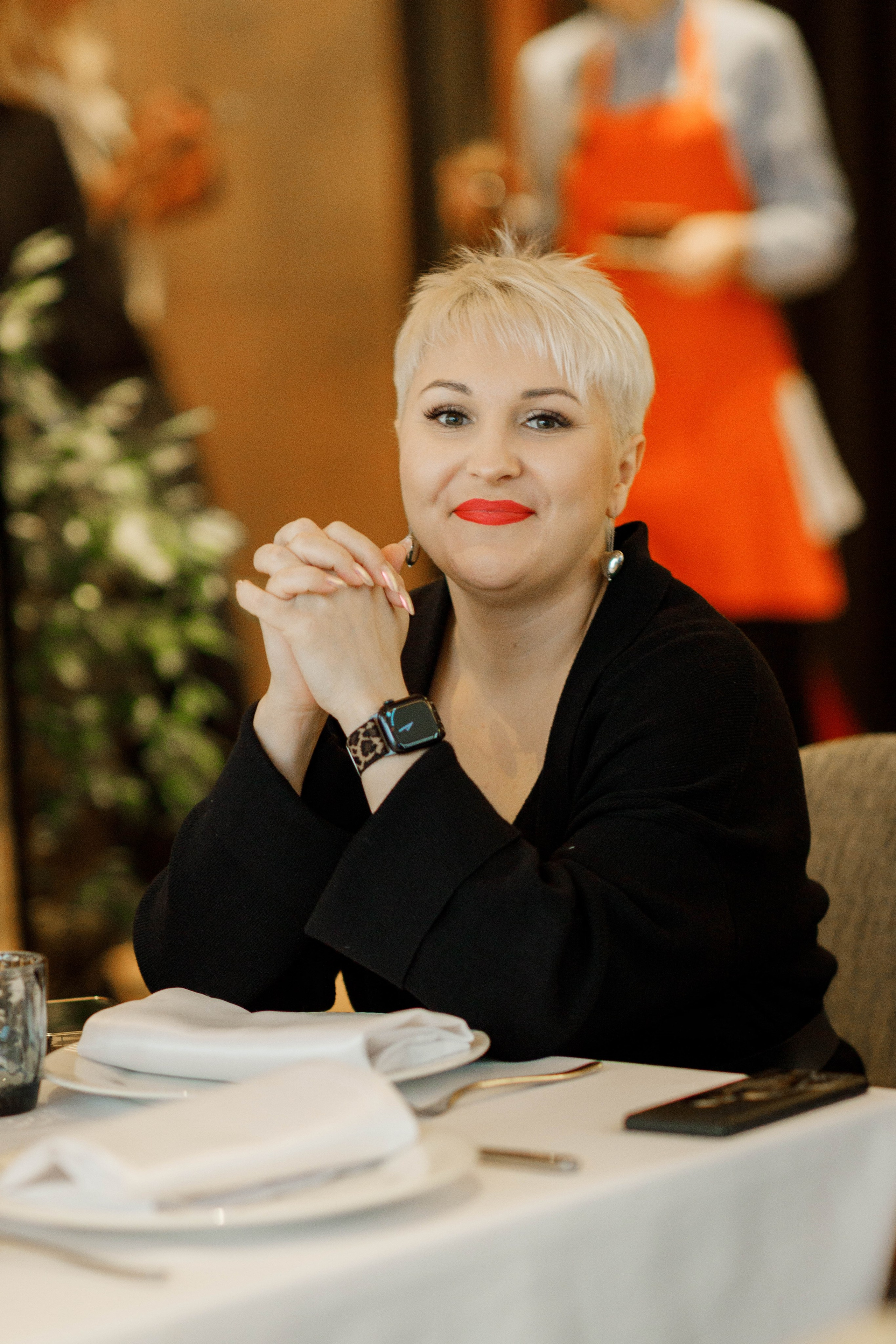 Международный опыт инвестиций РФ и ОАЭ. Бизнес-завтрак в «Магадане». Репортажный фотограф в Новосибирске Алена Помазунова