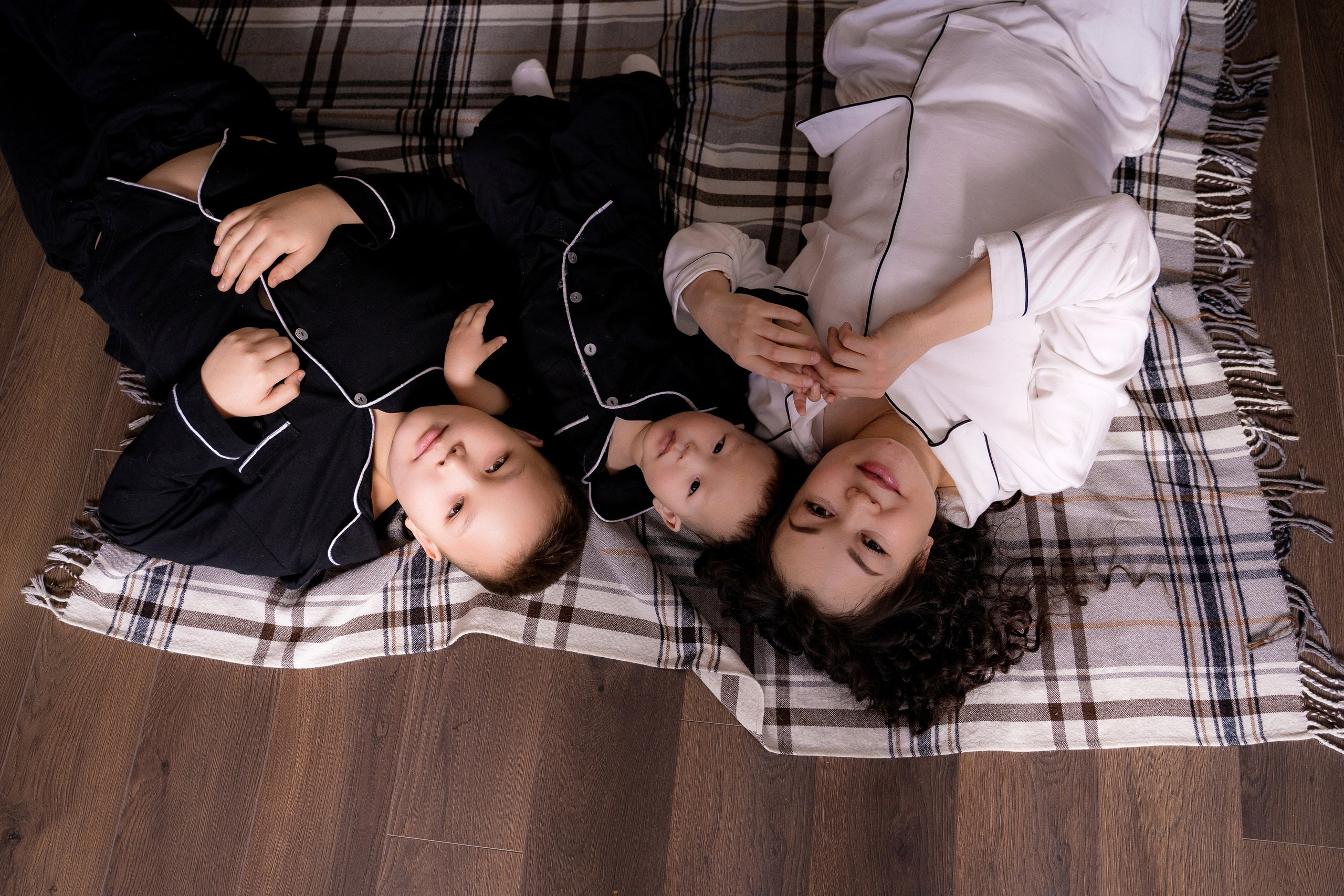 Комплекты Family look. Фотостудия Малина в городе Улан-Удэ. Фотограф Ирина Жарникова