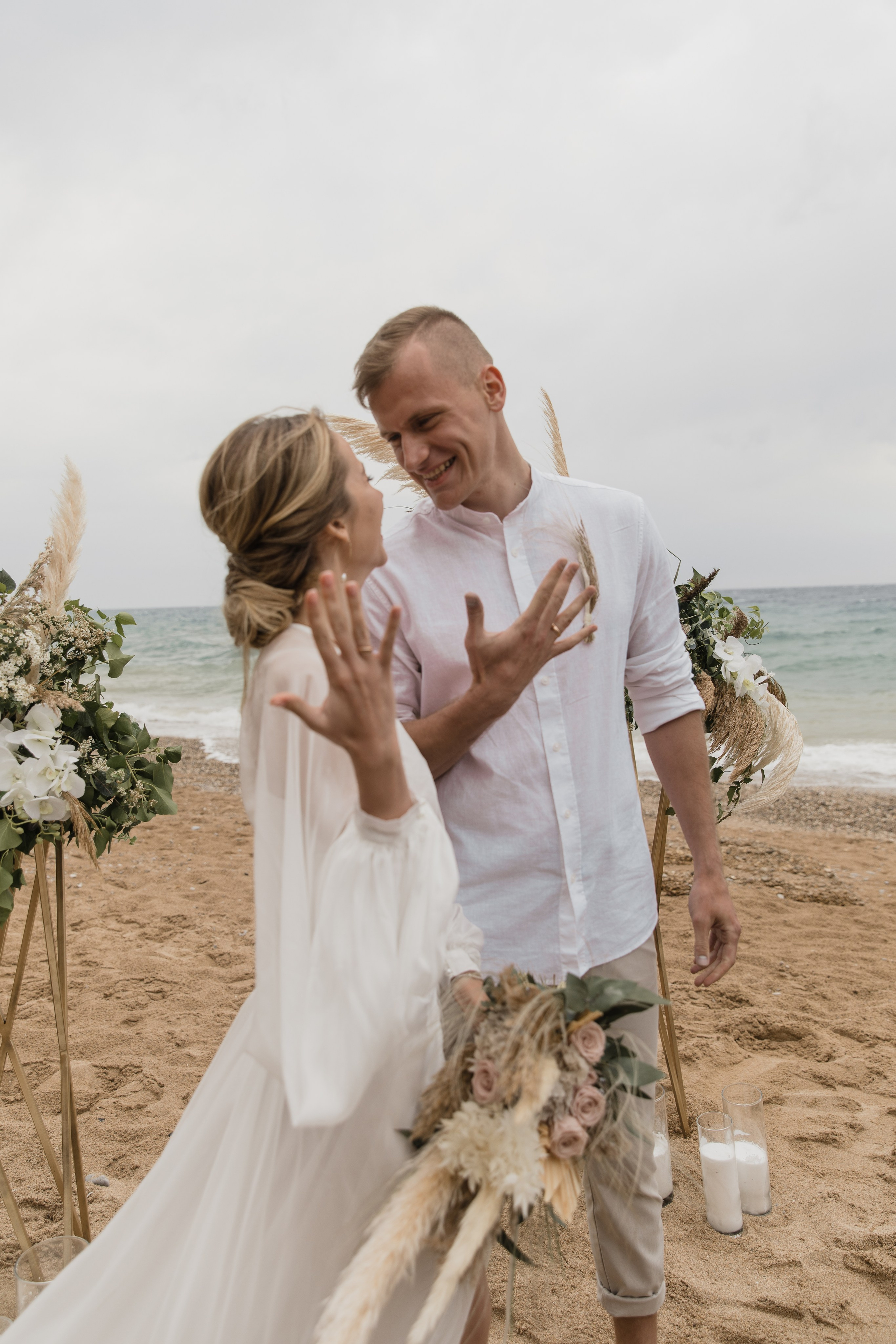 На берегу моря…. СВАДЕБНЫЙ ФОТОГРАФ В КРЫМУ И СЕВАСТОПОЛЕ