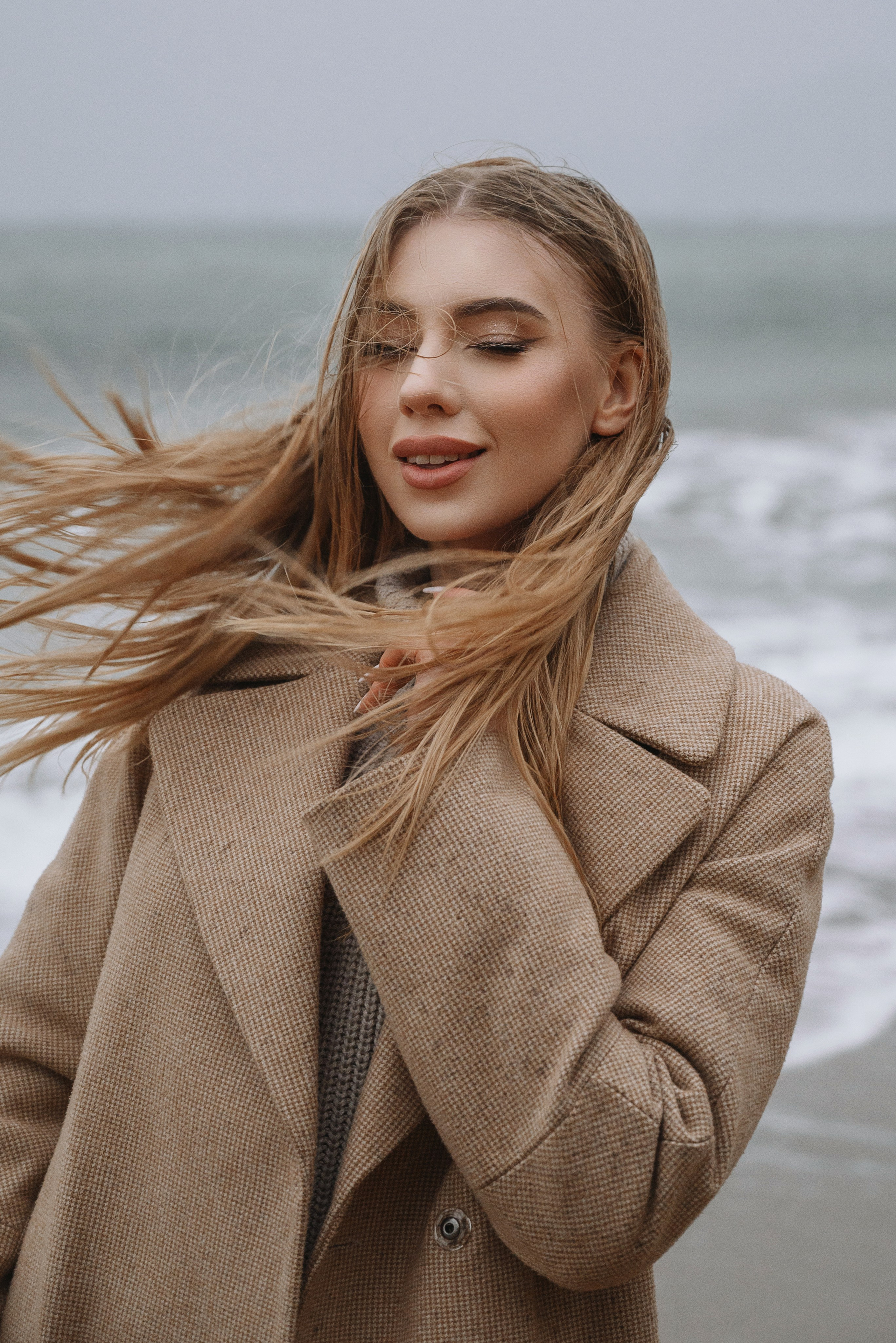 ПОРТРЕТНАЯ ФОТОСЕССИЯ У МОРЯ В ОРДЖОНИКИДЗЕ