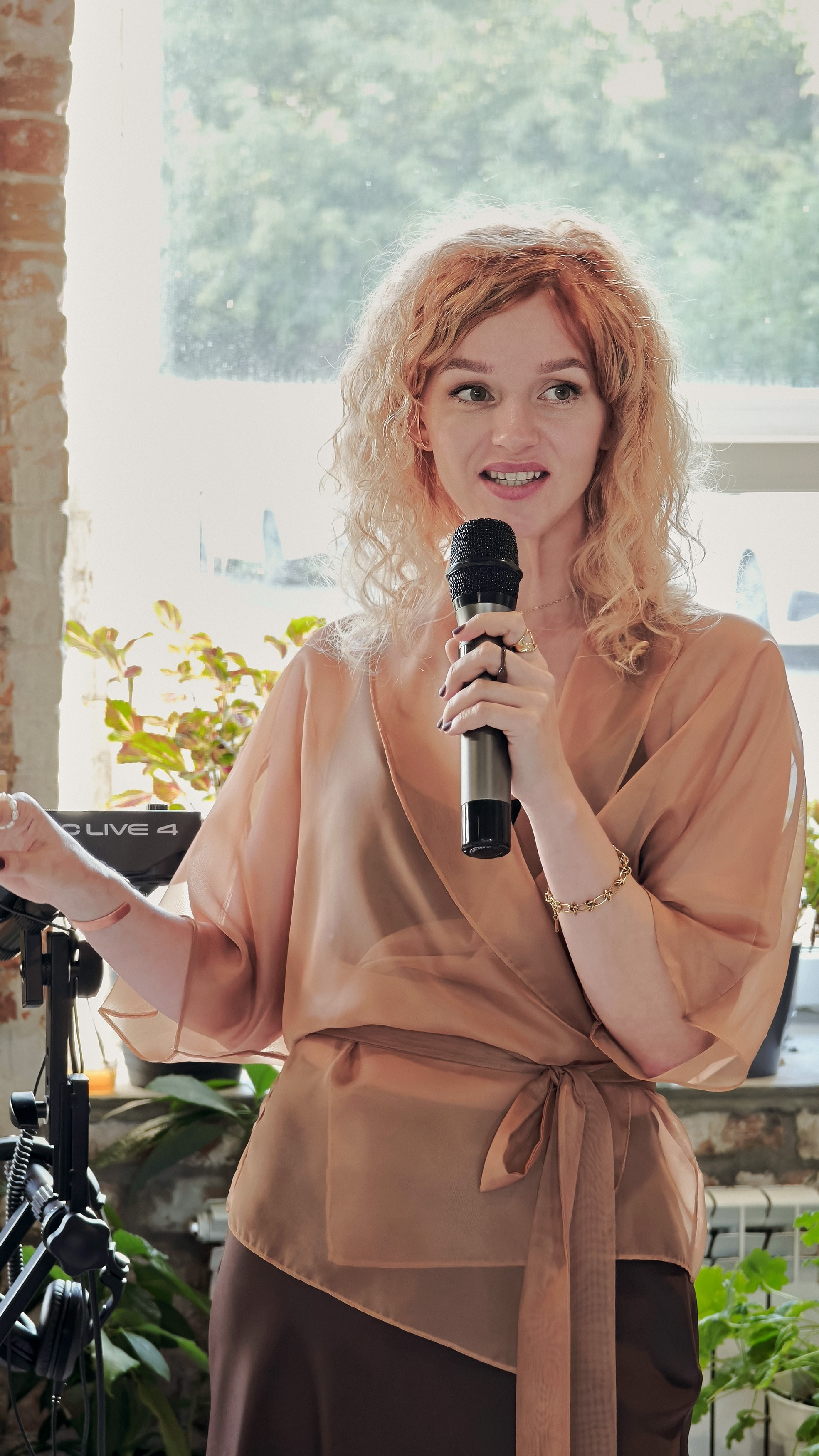 Терра Юридикум «Больше бизнеса» — СНЯТО НА СМАРТФОН. Фотограф Яковлев Роман — Красноярск