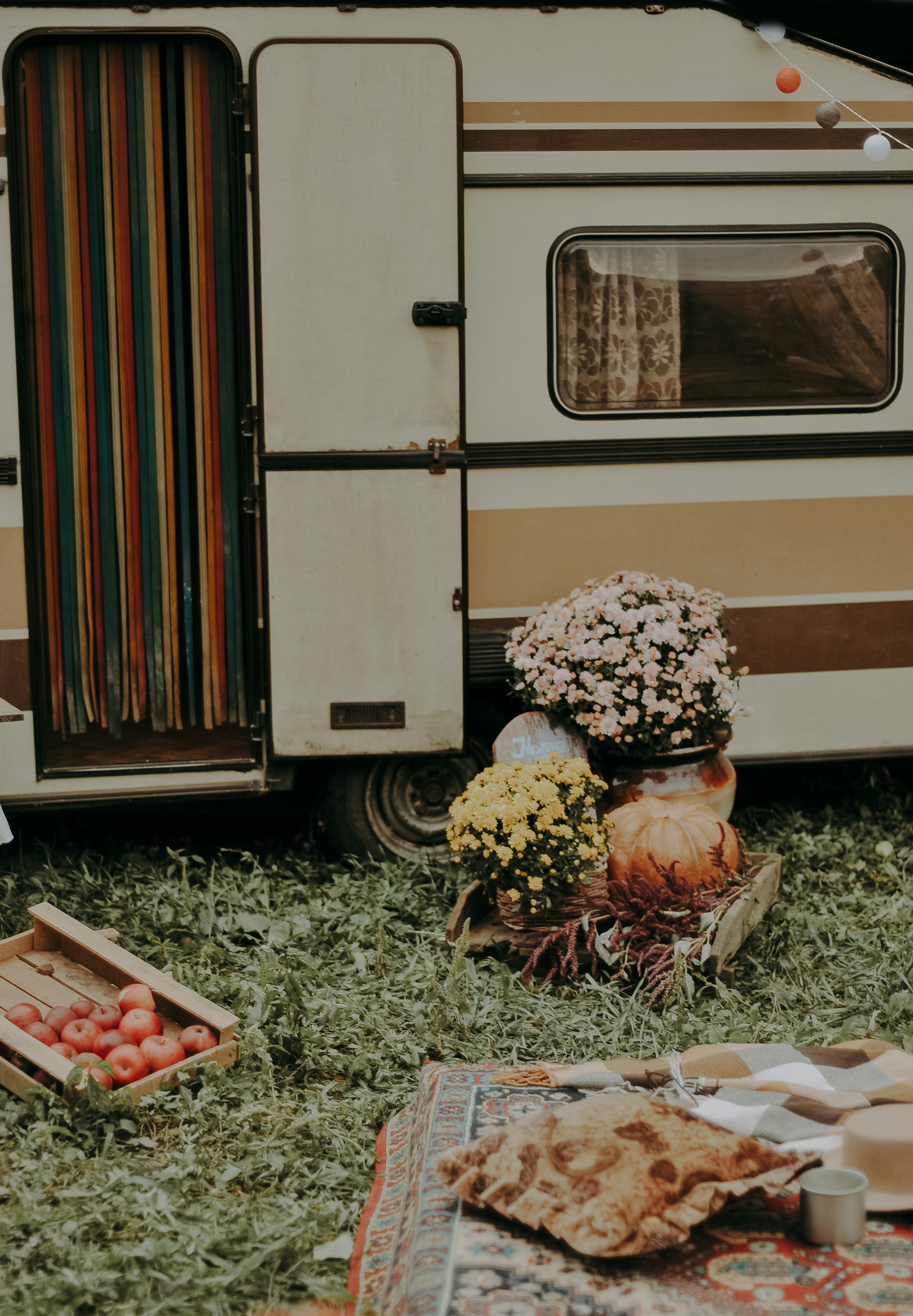 Love story у трейлера. Свадебный фотограф и видеограф в городе Армавир Katerina Arts