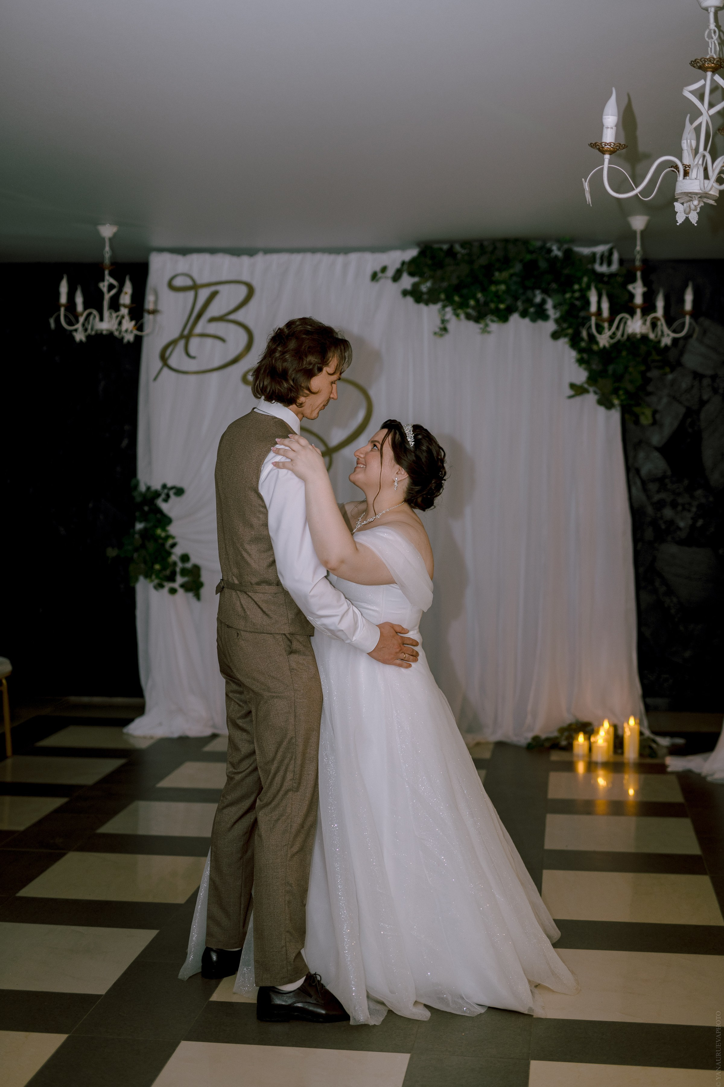 Свадебный анонс. Виктор и Дарья. Свадебный и контент- фотограф в Тольятти, Самаре, Москве Яна Уруева