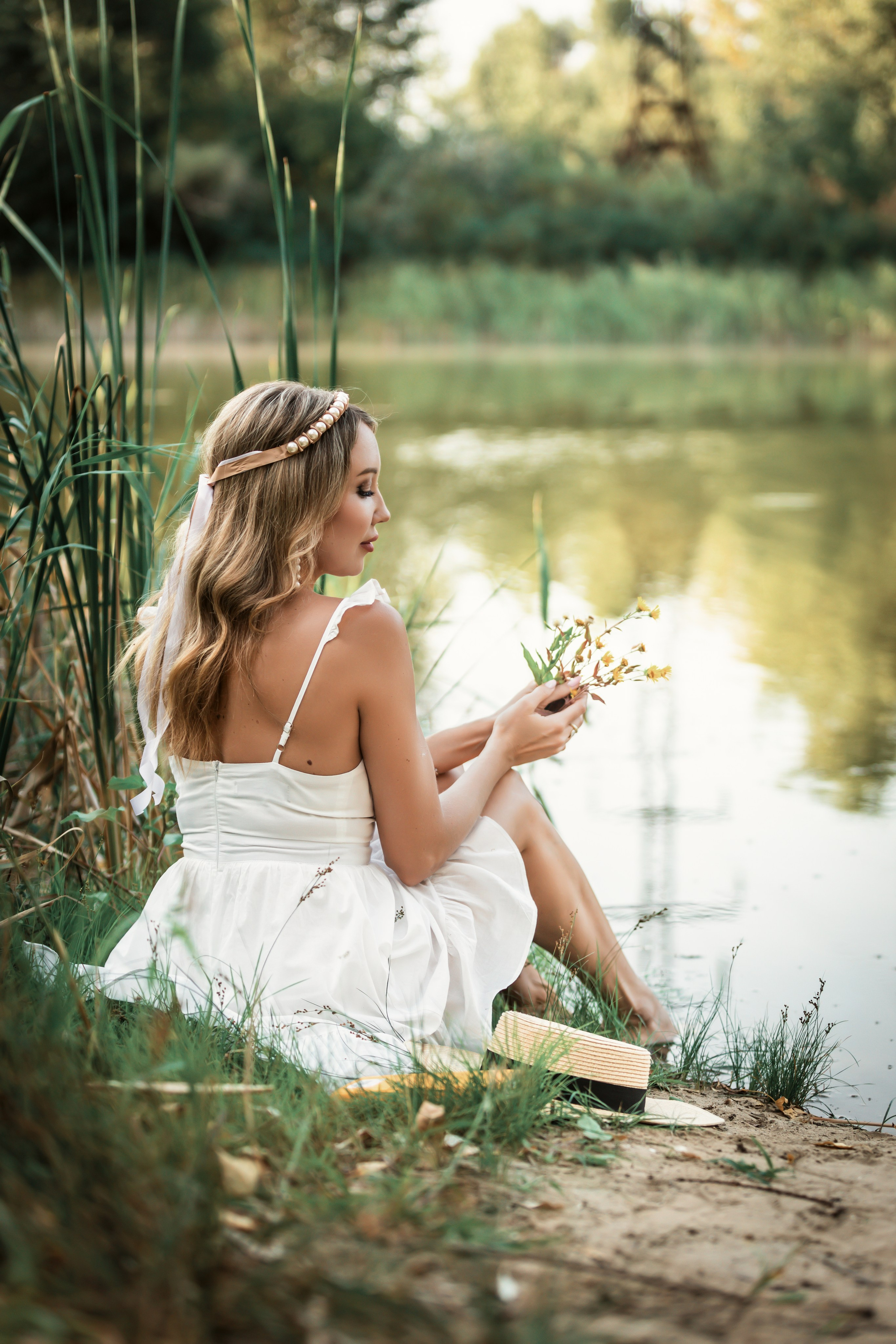 Александра. Главная