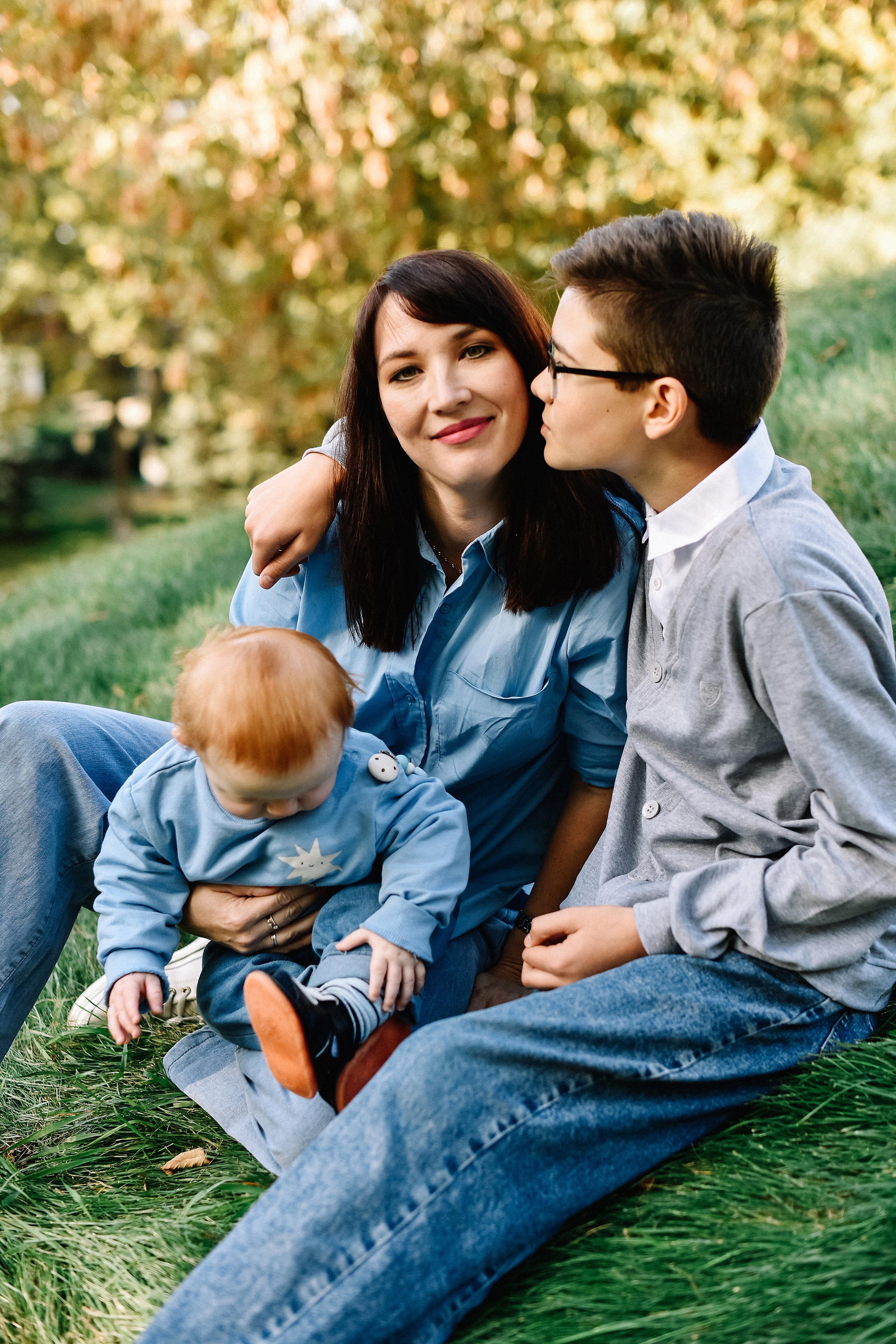 Прогулка Олеси, Льва и Ванечки