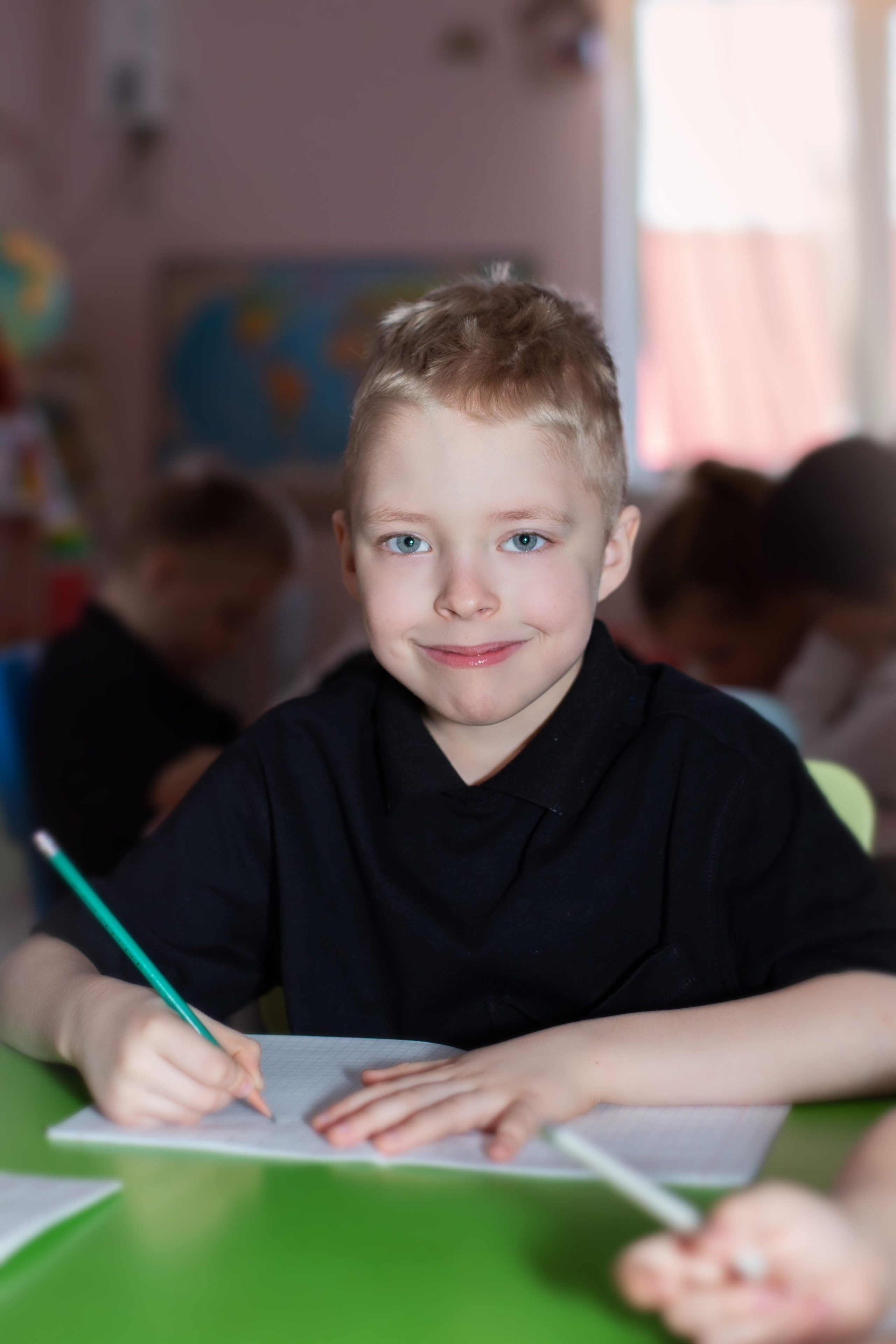 Выпускной фотоальбом 2025. Семейный фотограф в Санкт-Петербурге