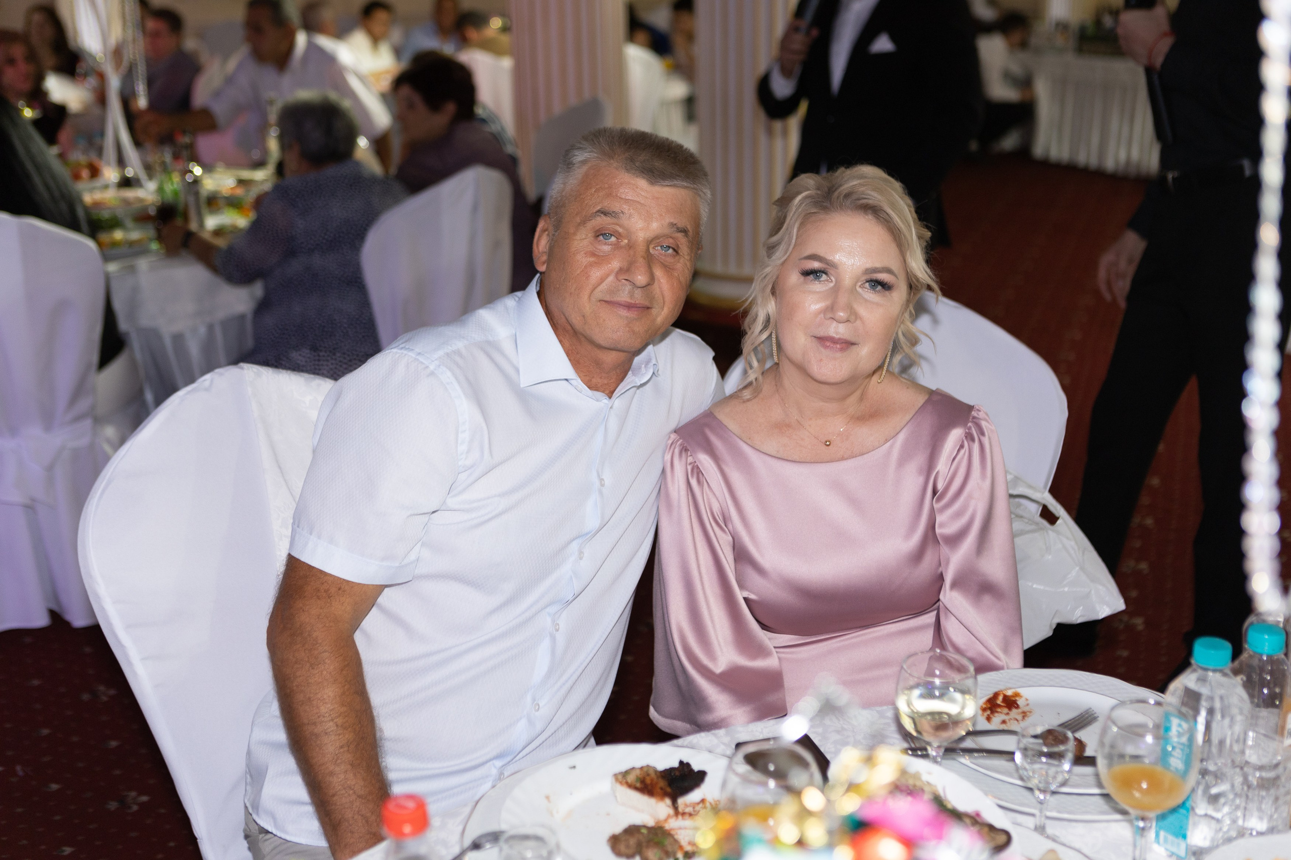 Свадебный фотограф Уфа — Руслан ГабдлисламовЖивые эмоции, красивые кадры, воспоминания на всю жизнь.Работаю по всей Республике Башкортоста. Свадебный фотограф Уфа Руслан Габдлисламов